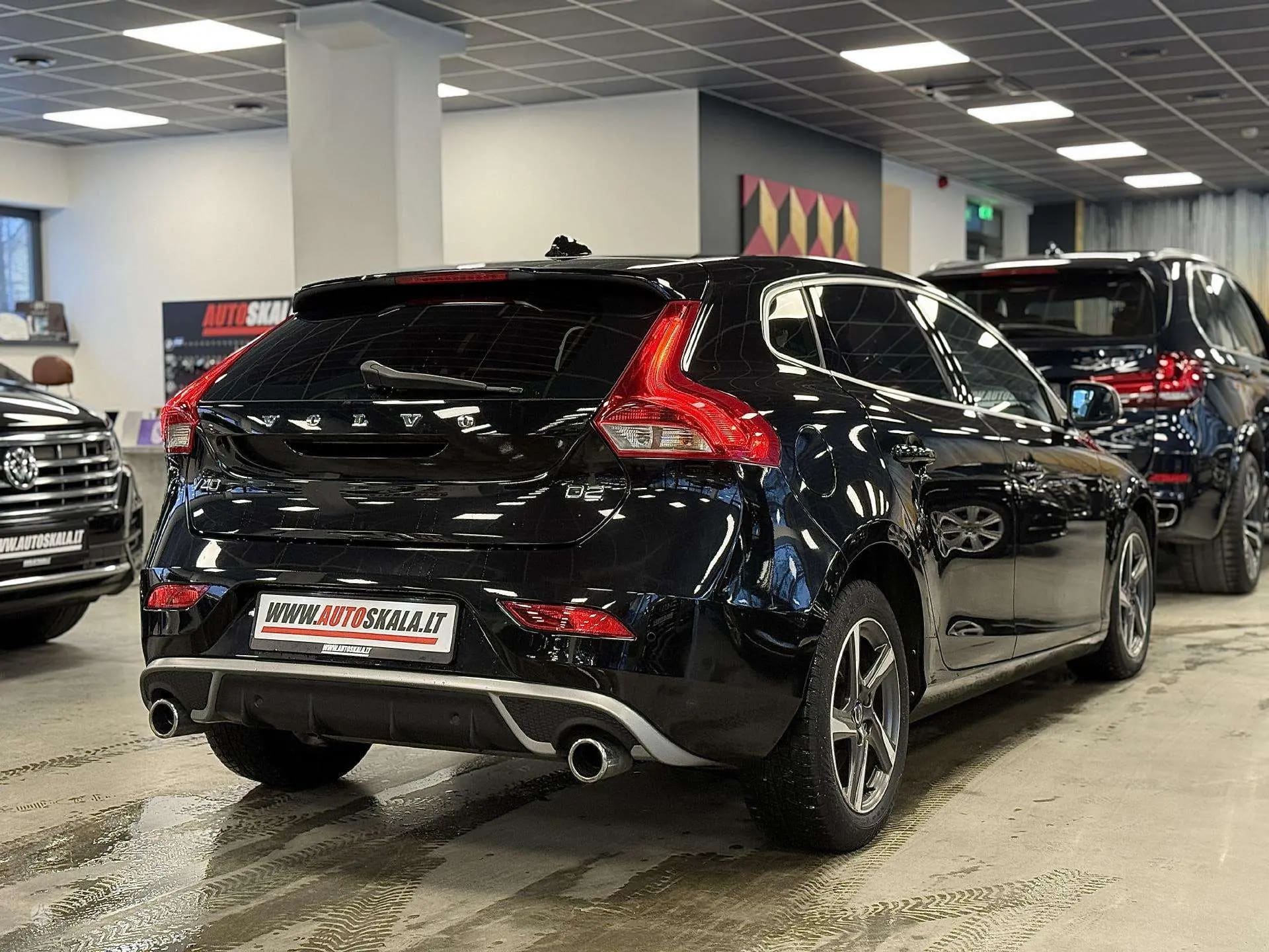 Volvo V40