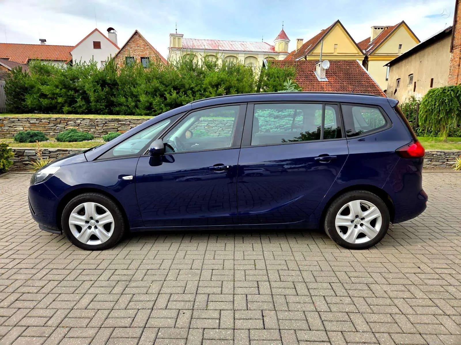 Opel Zafira