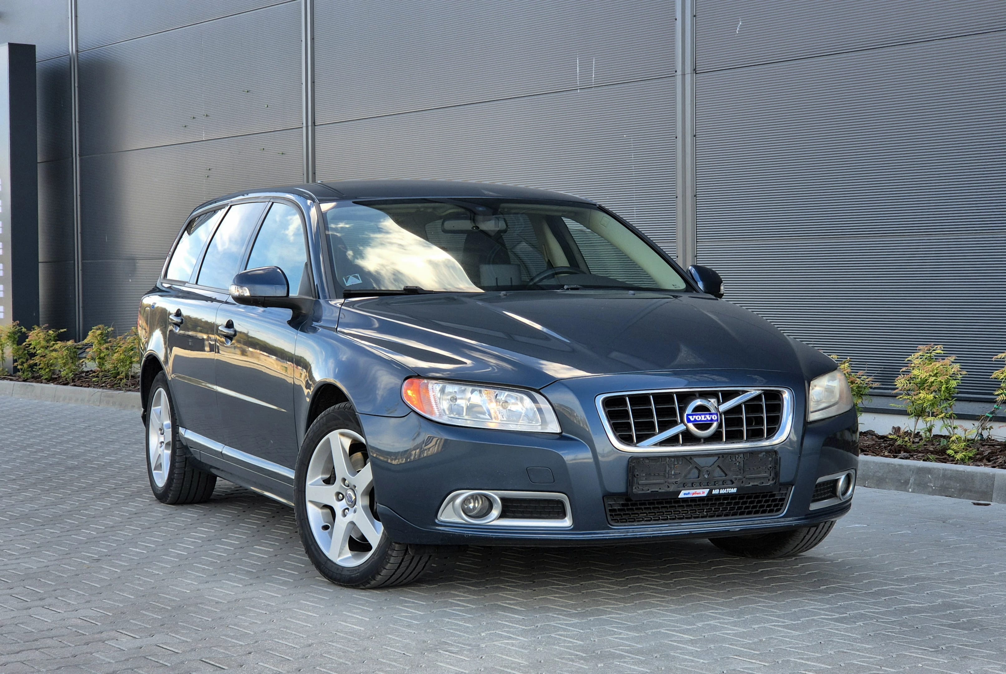 Volvo V70
