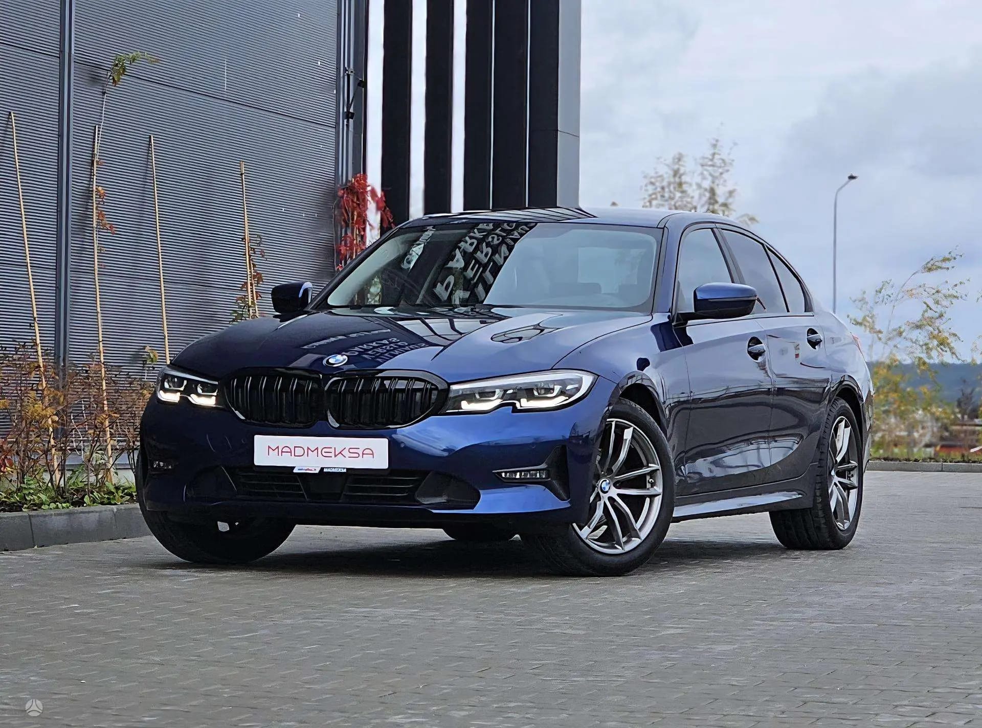 BMW 320