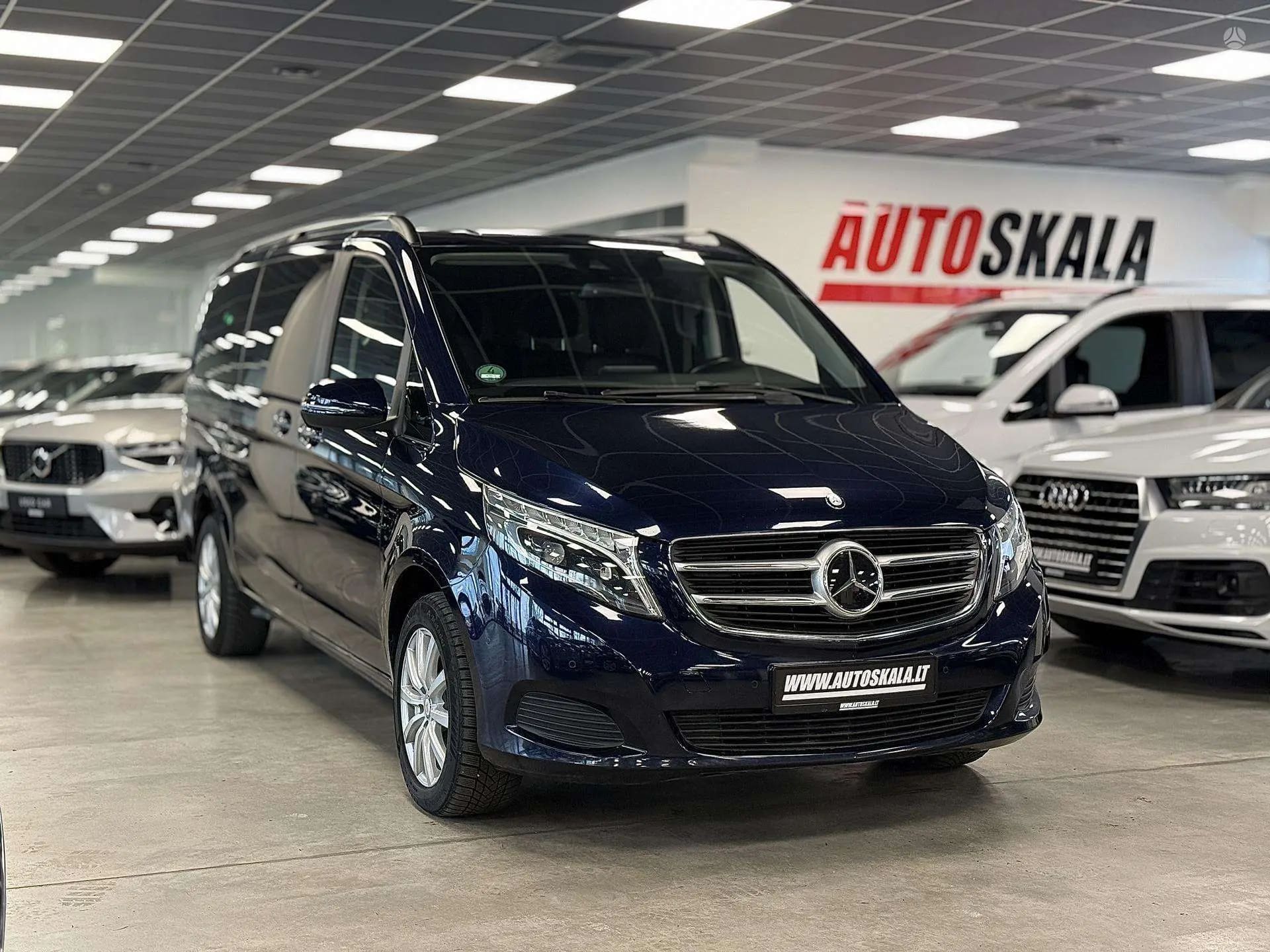 Mercedes-Benz V 250
