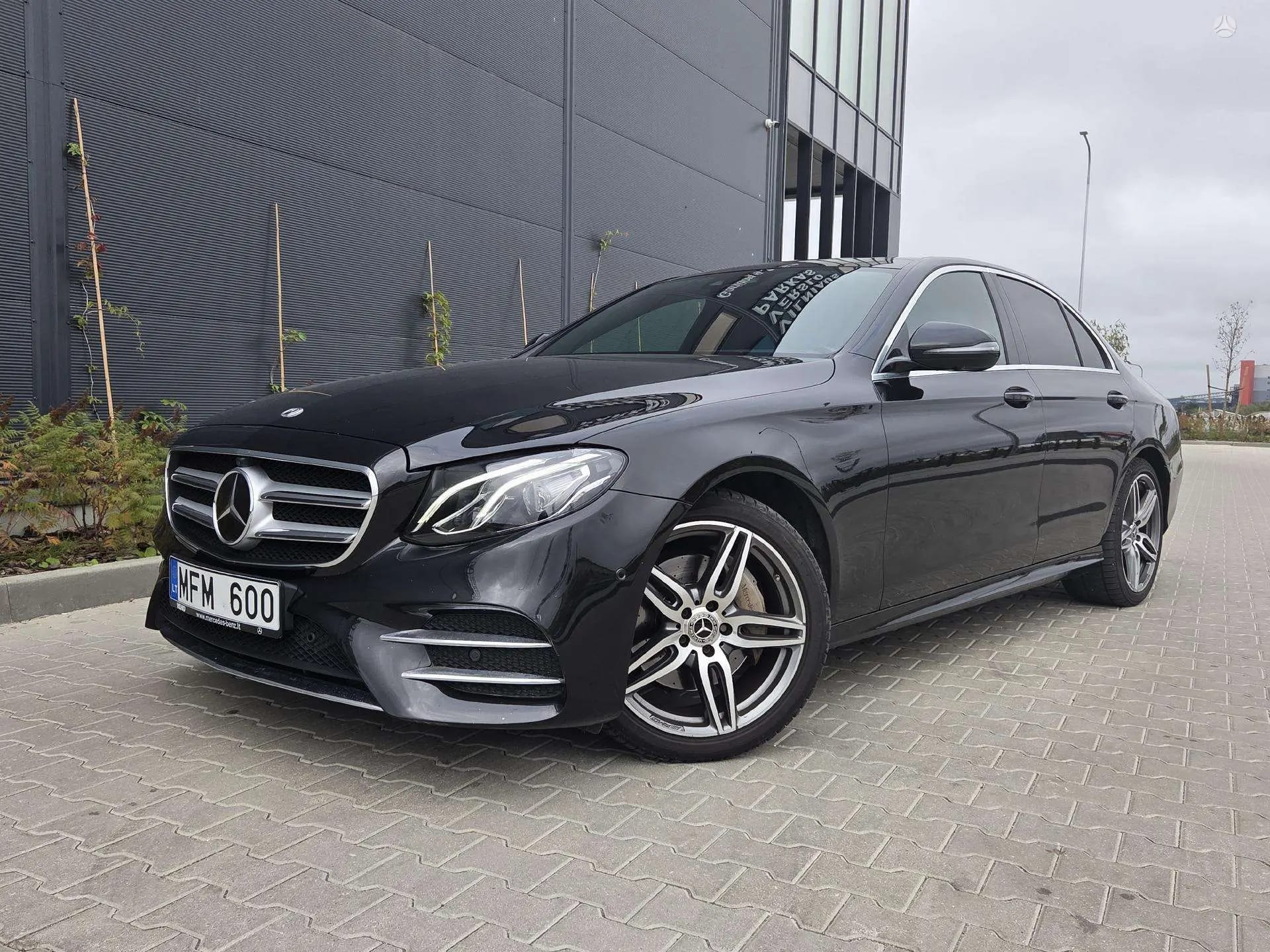 Mercedes-Benz E 220
