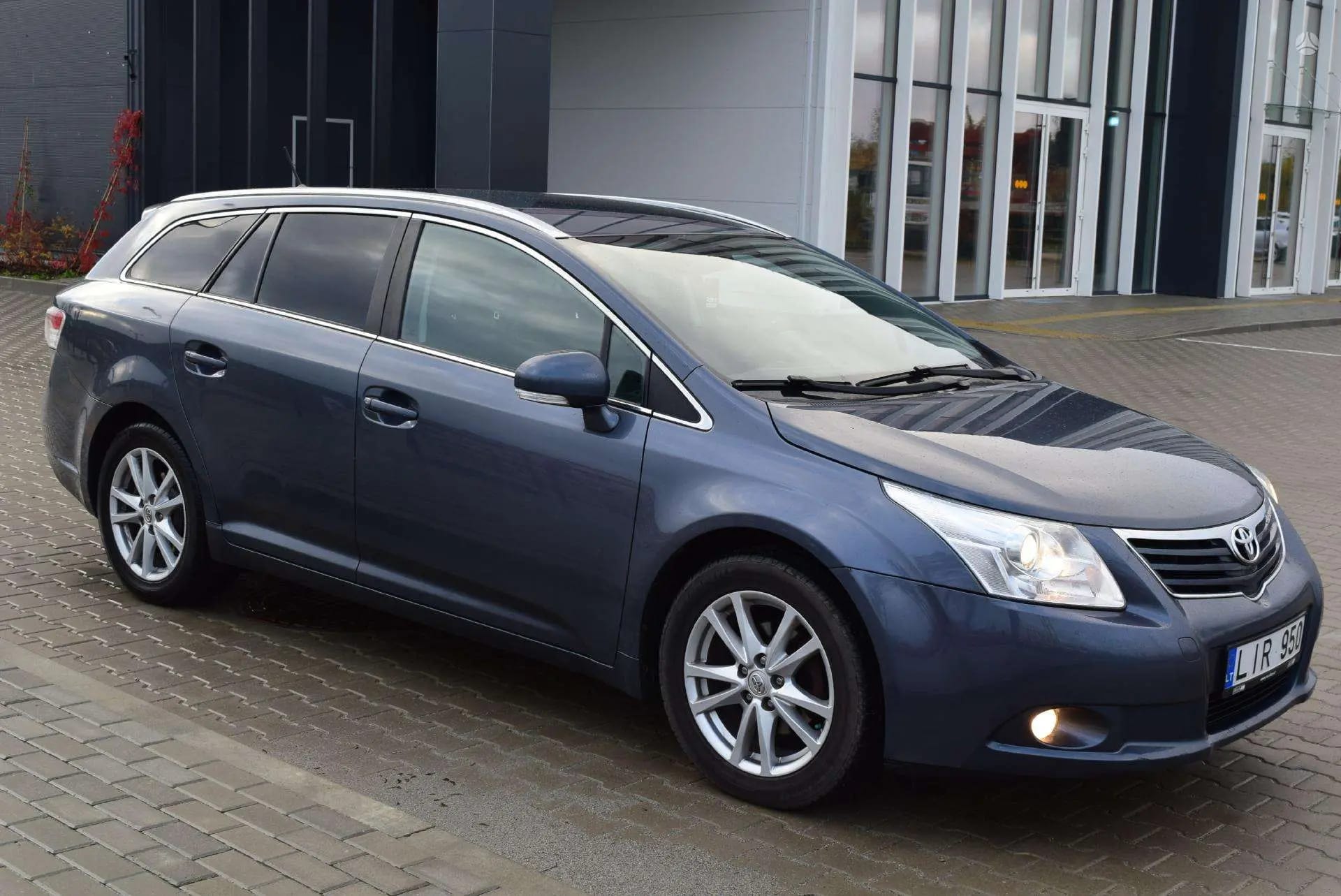 Toyota Avensis