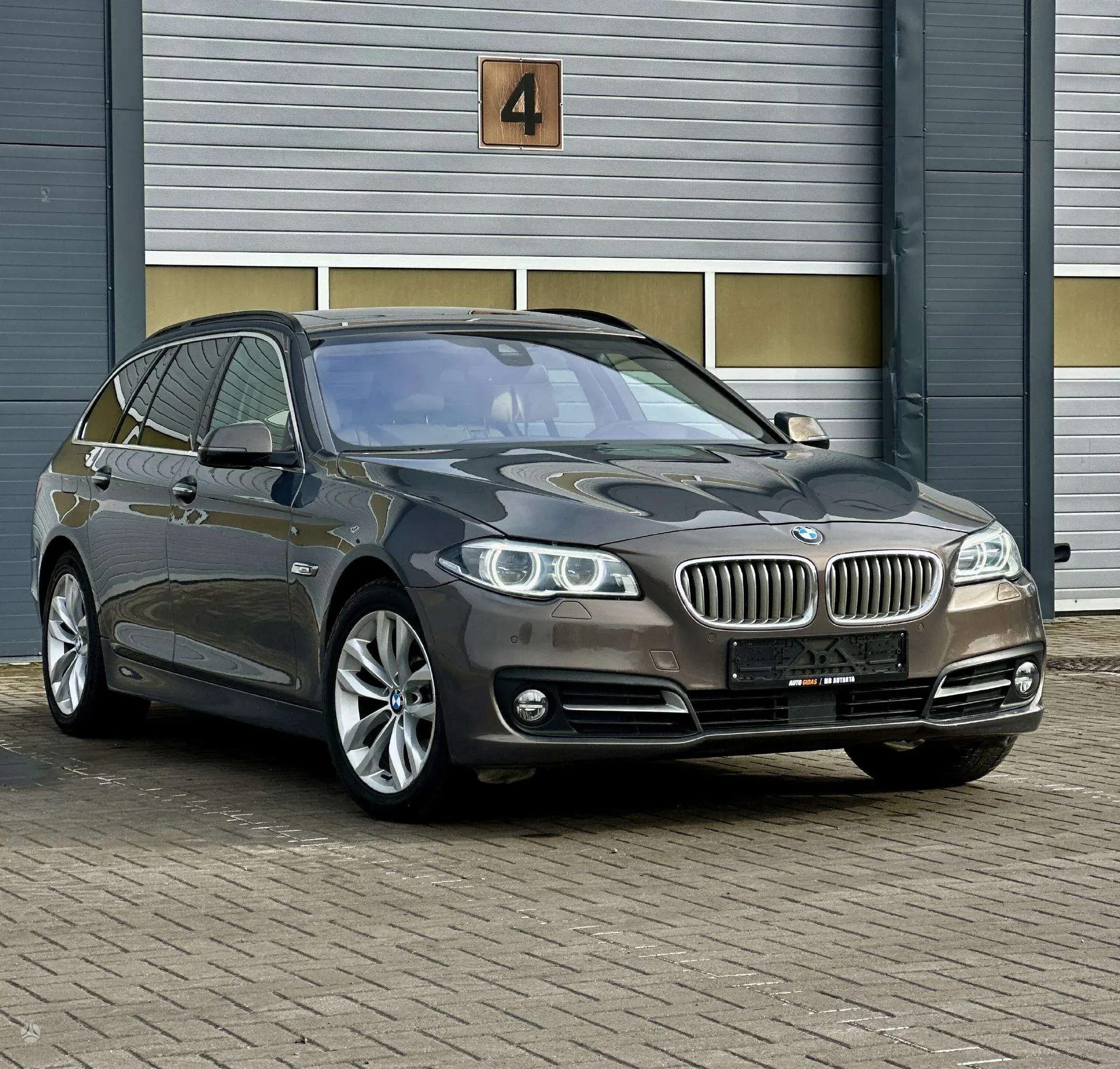 BMW 520
