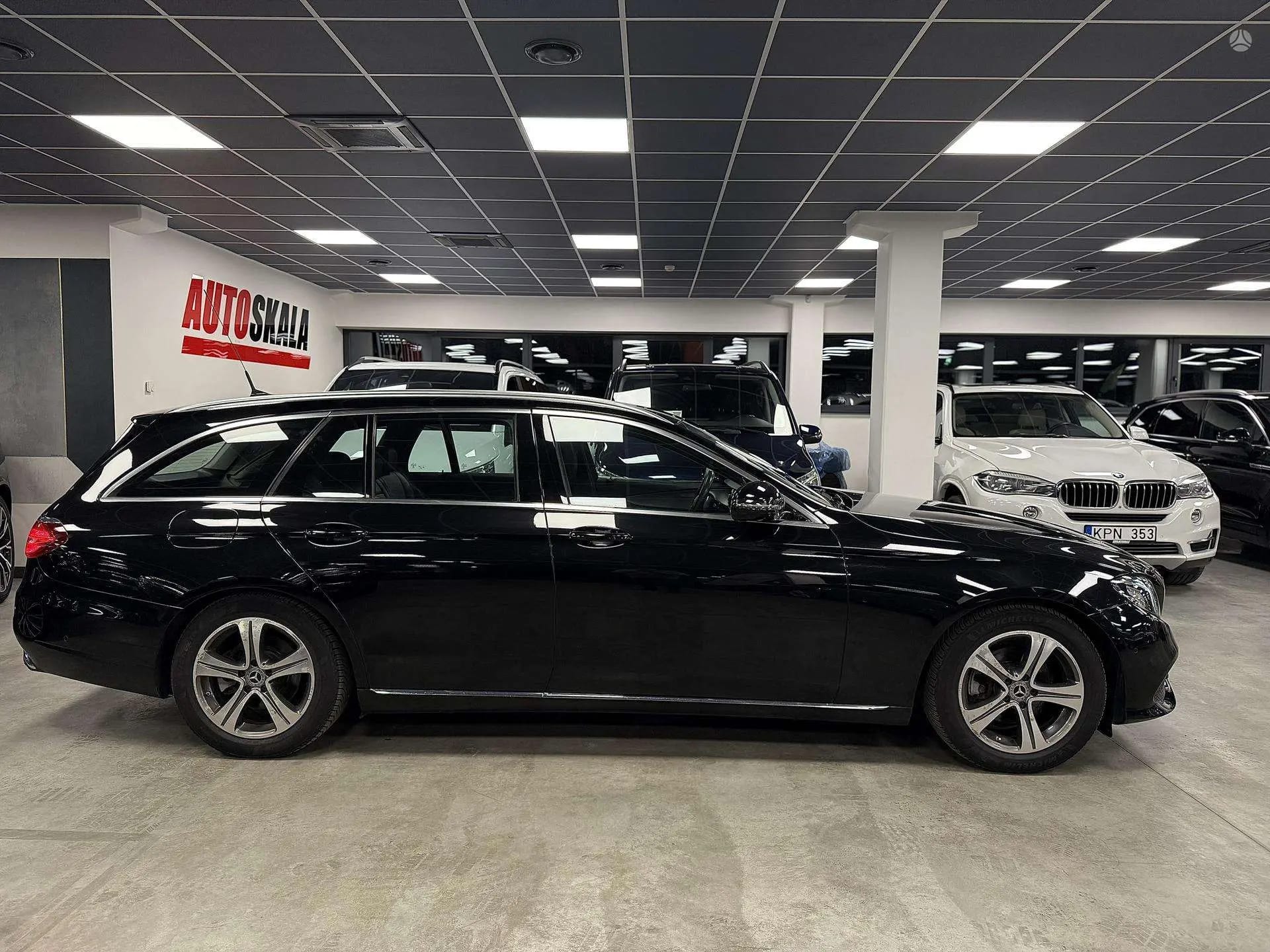Mercedes-Benz E 220