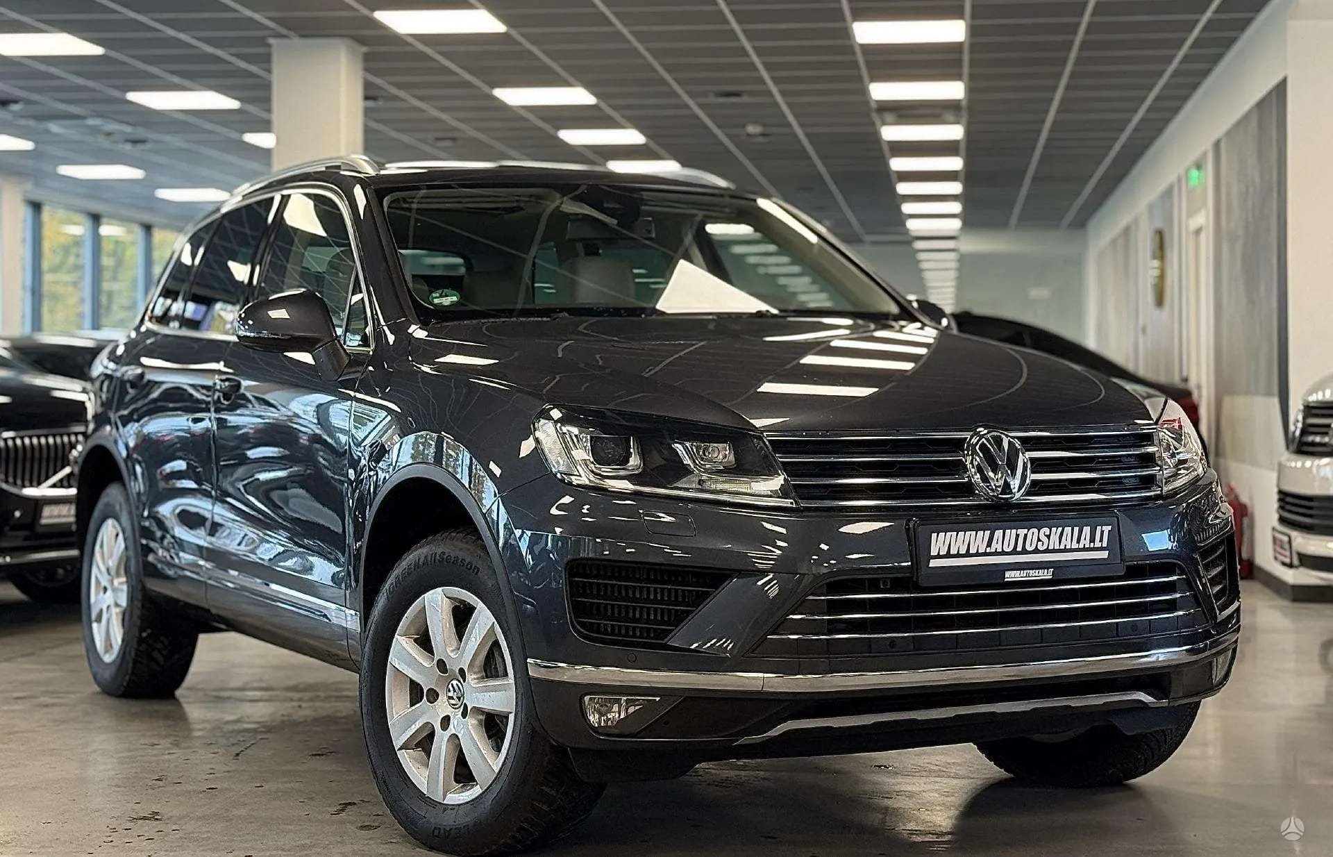 Volkswagen Touareg