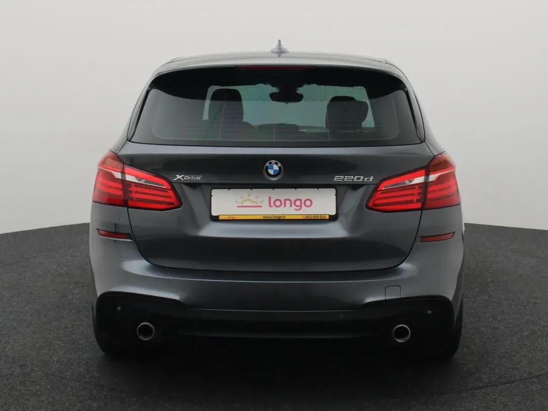 BMW 220