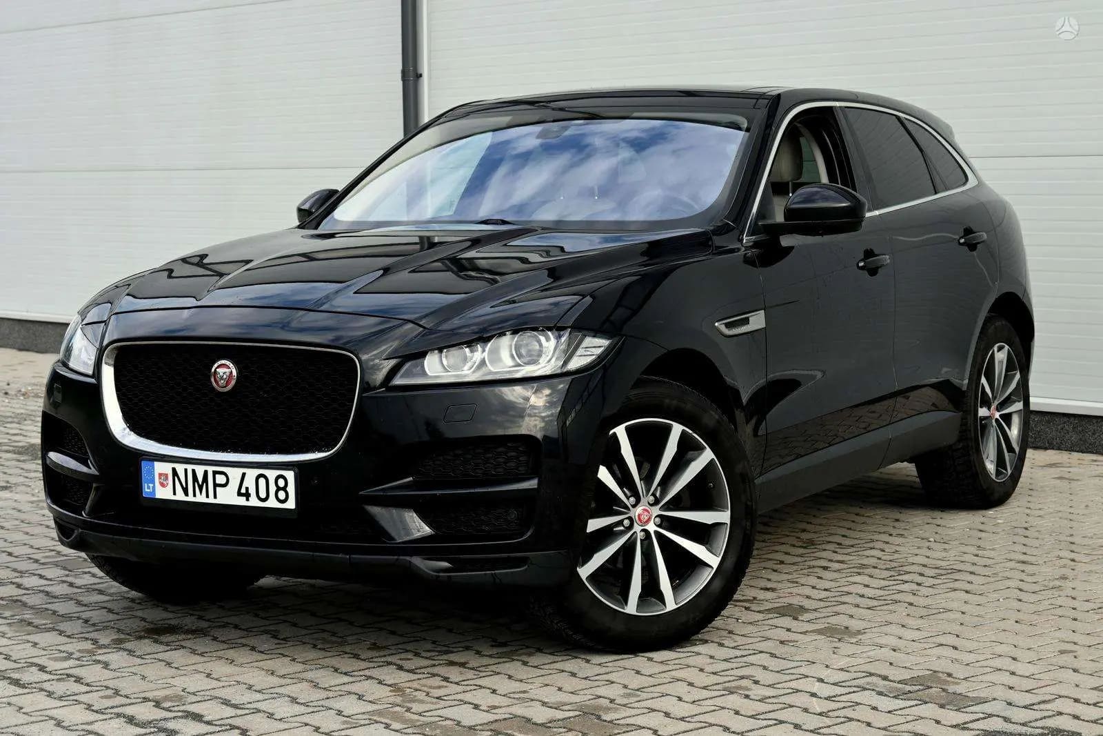 Jaguar F-Pace