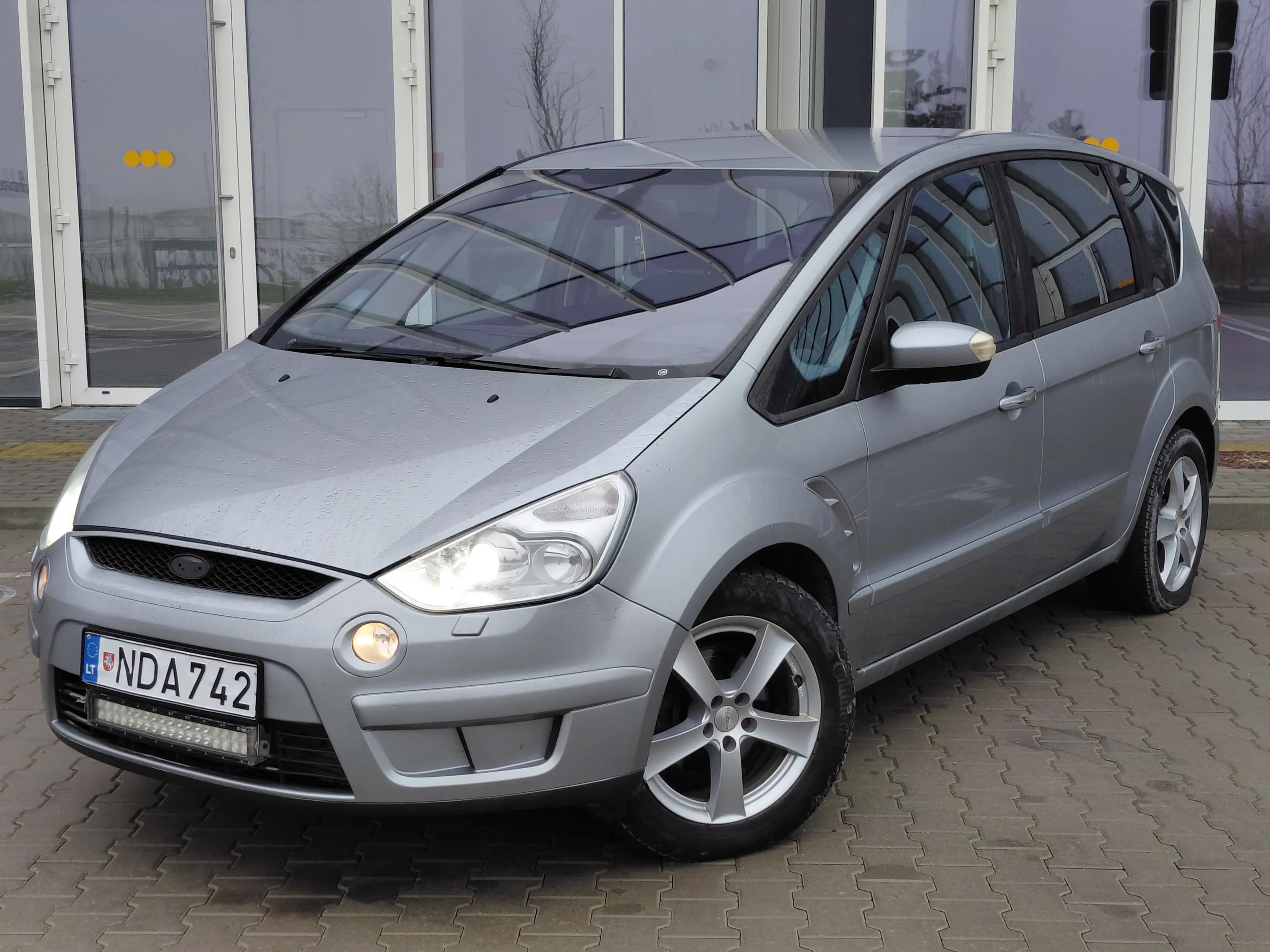 Ford S-Max