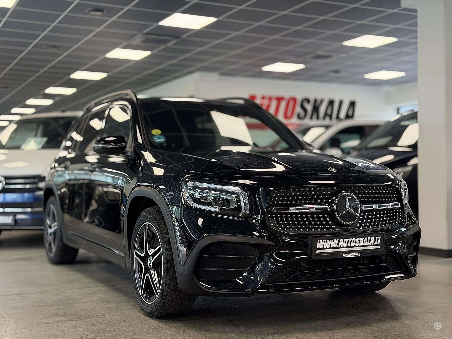 Mercedes-Benz GLB 200