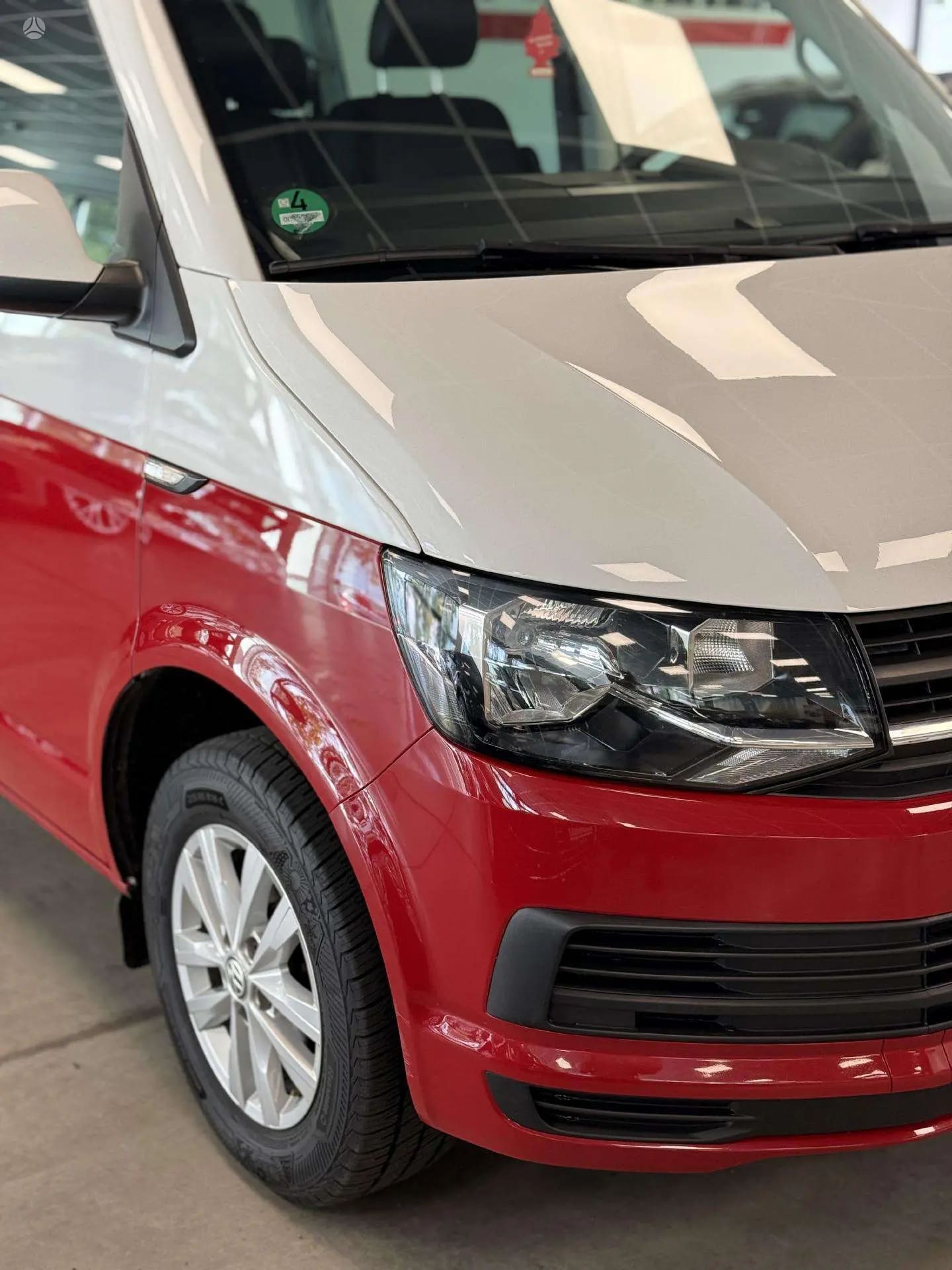 Volkswagen Shuttle