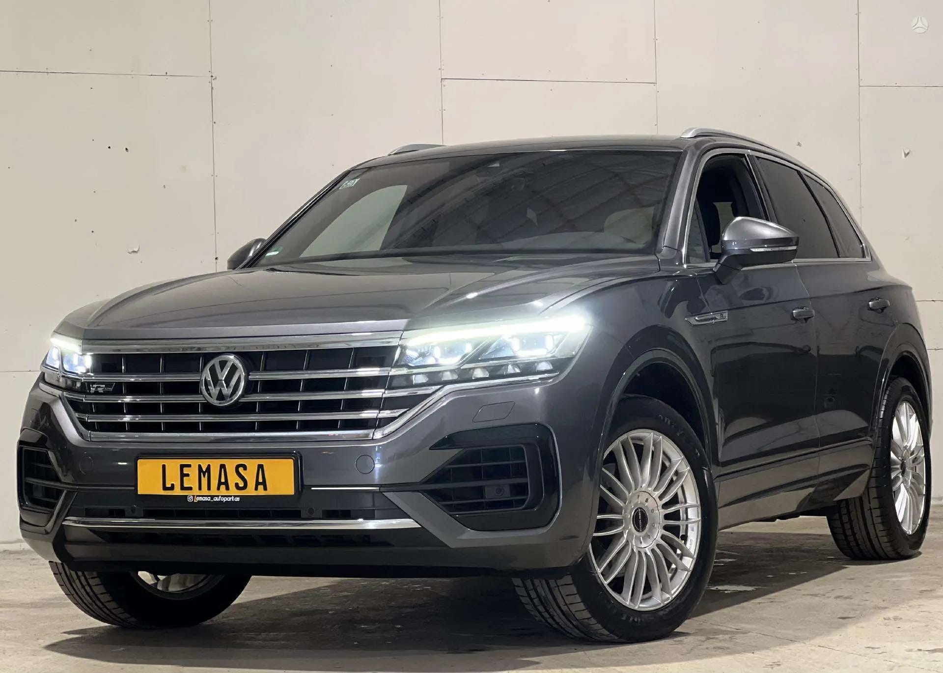 Volkswagen Touareg