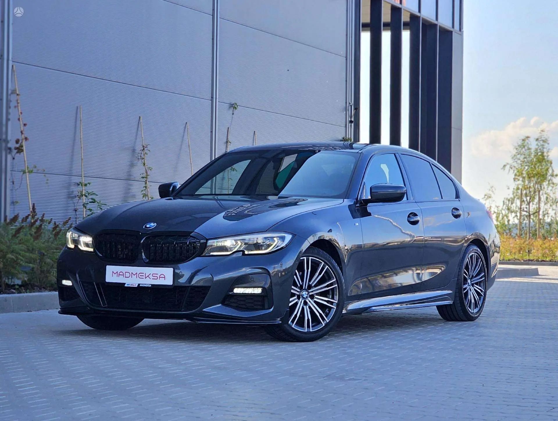 BMW 320