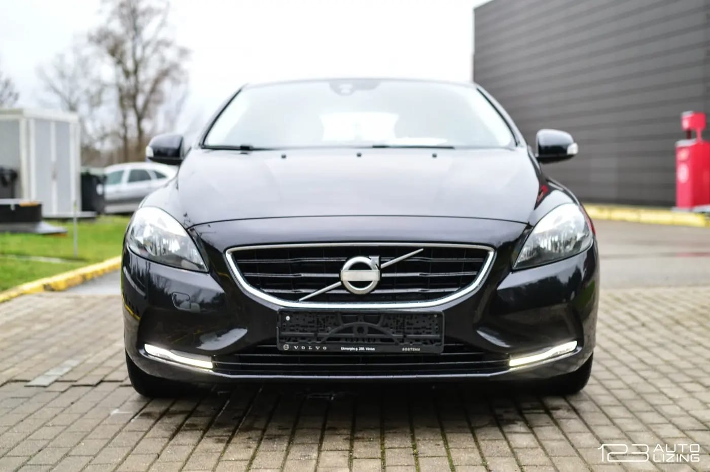 Volvo V40