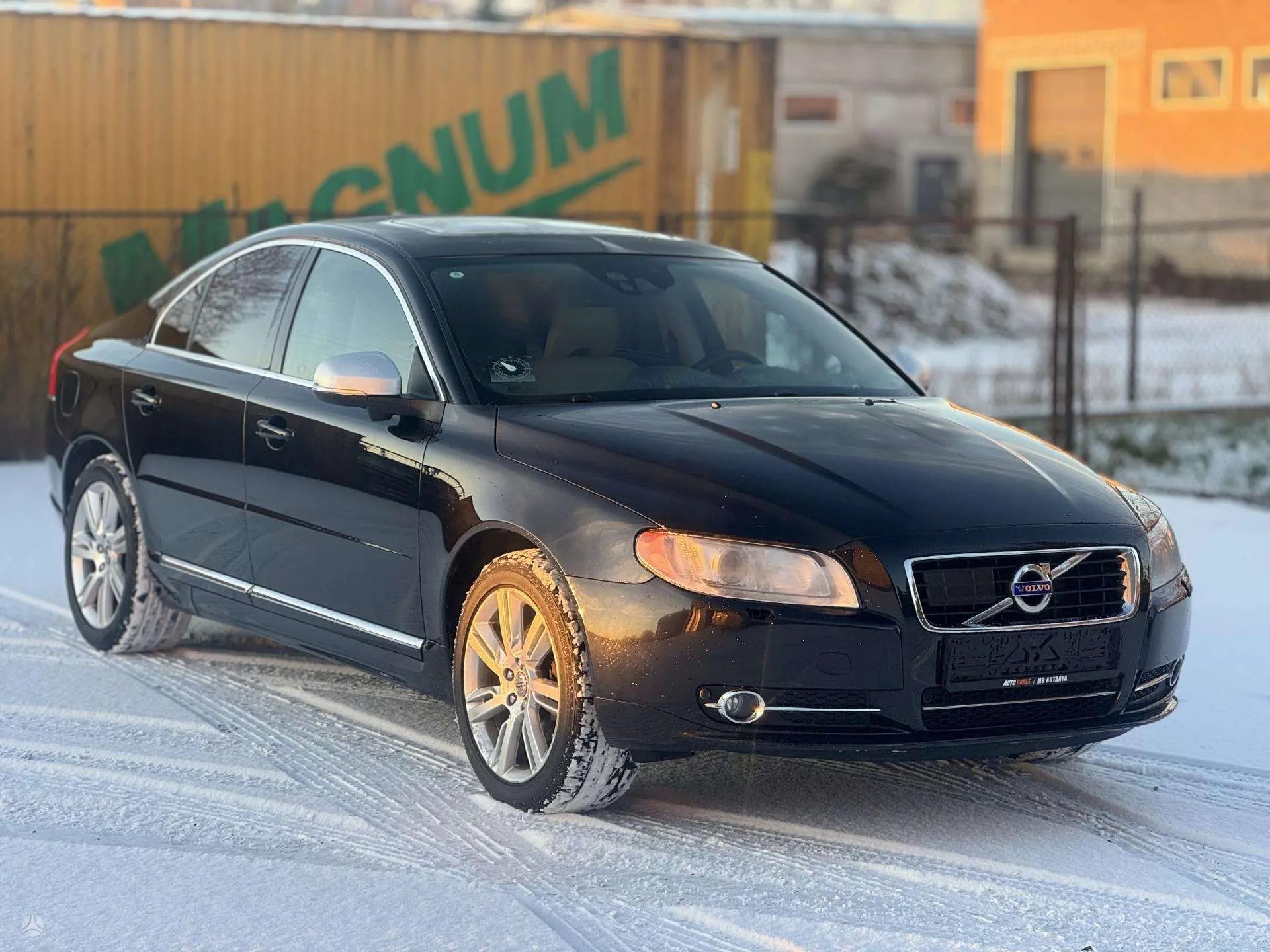 Volvo S80
