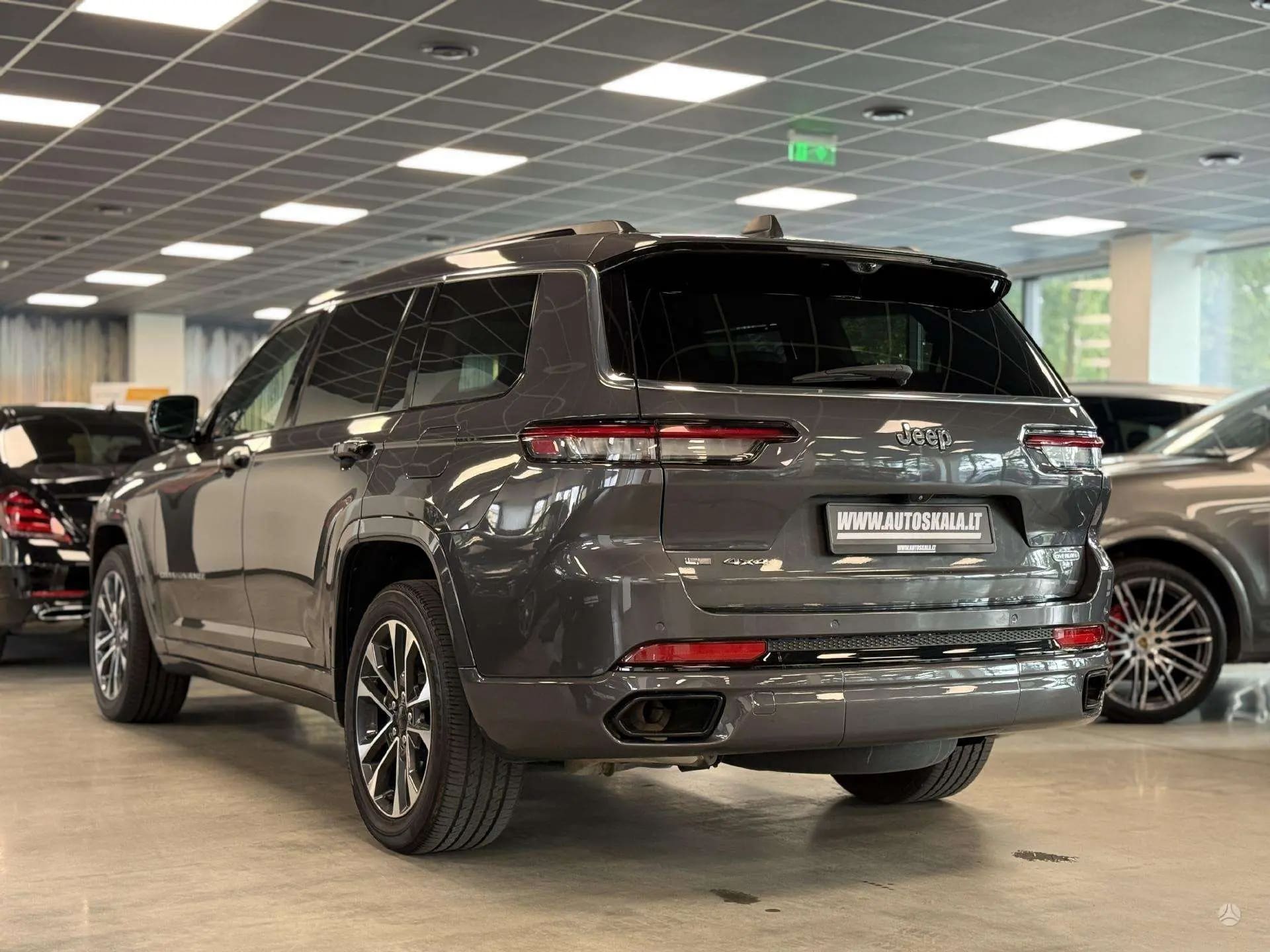 Jeep Grand Cherokee
