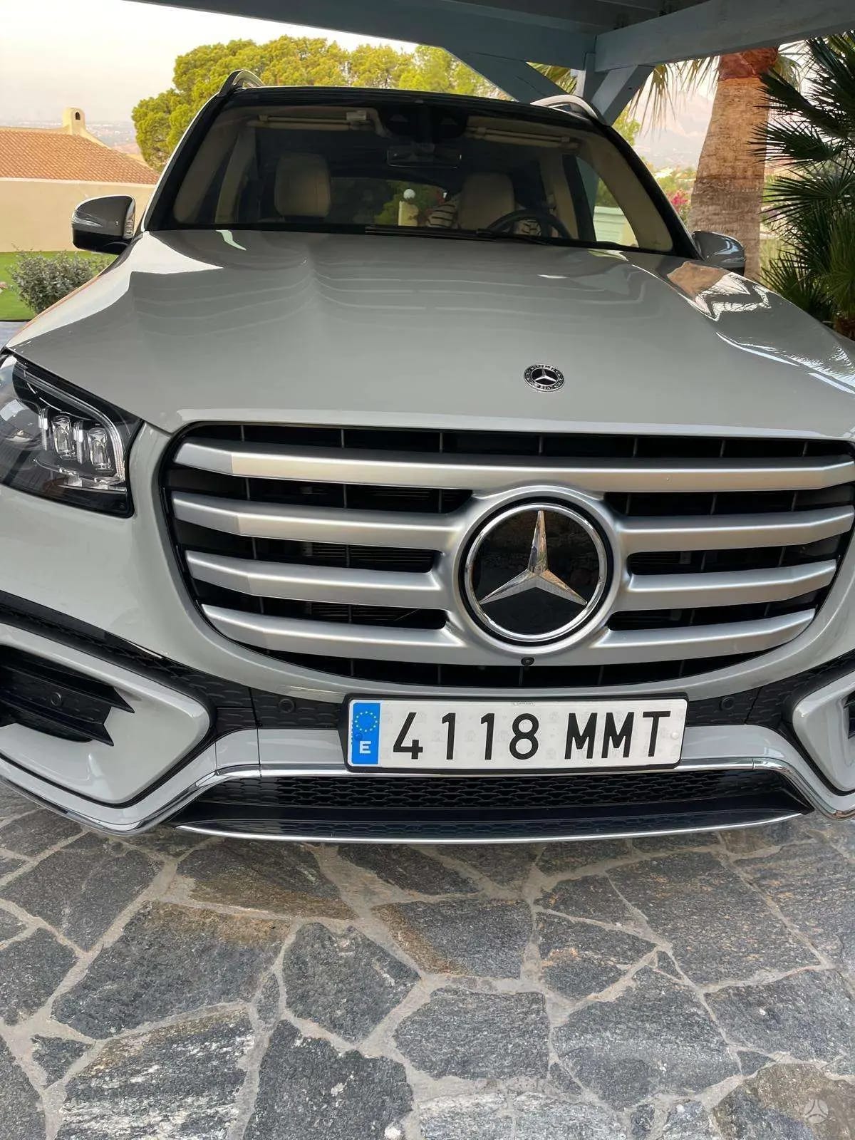 Mercedes-Benz GLS 580
