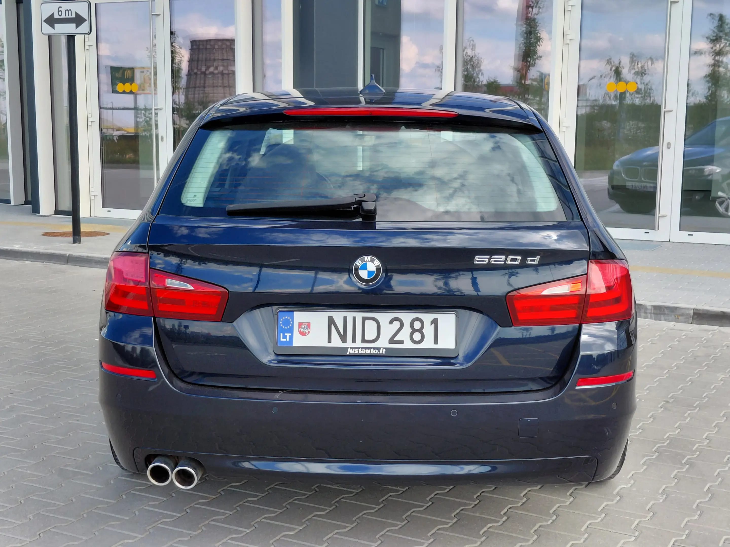 BMW 520