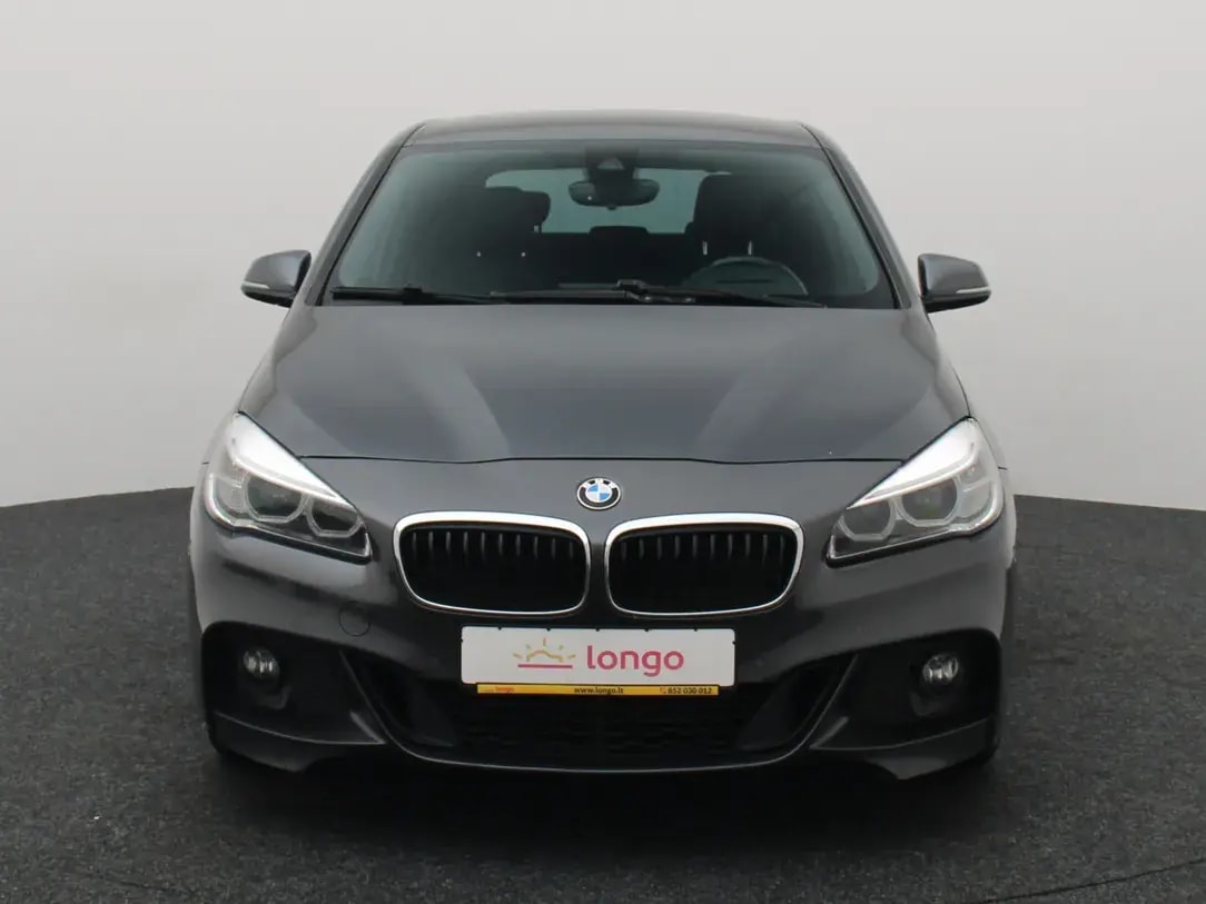 BMW 220