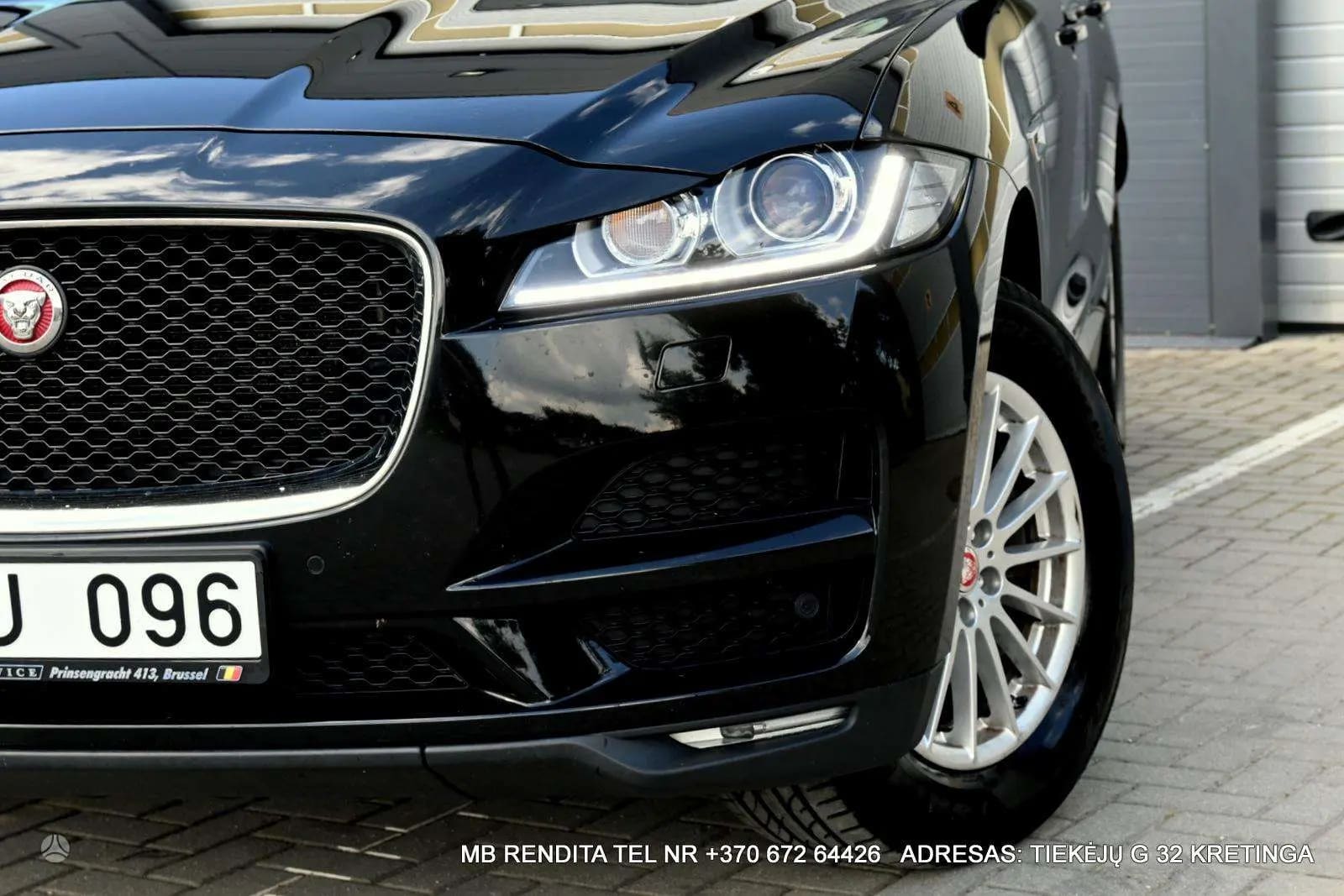 Jaguar F-Pace