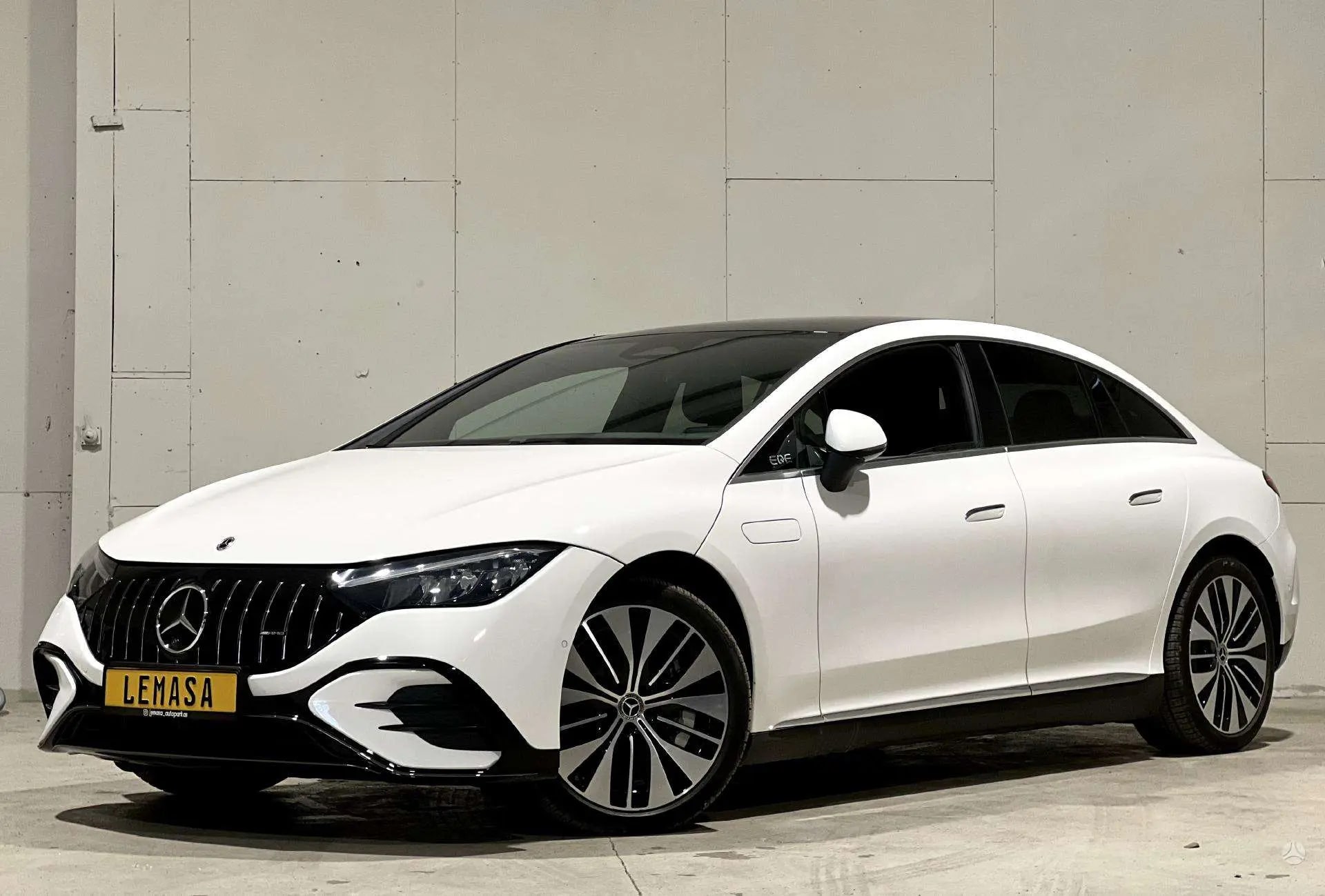 Mercedes-Benz EQE