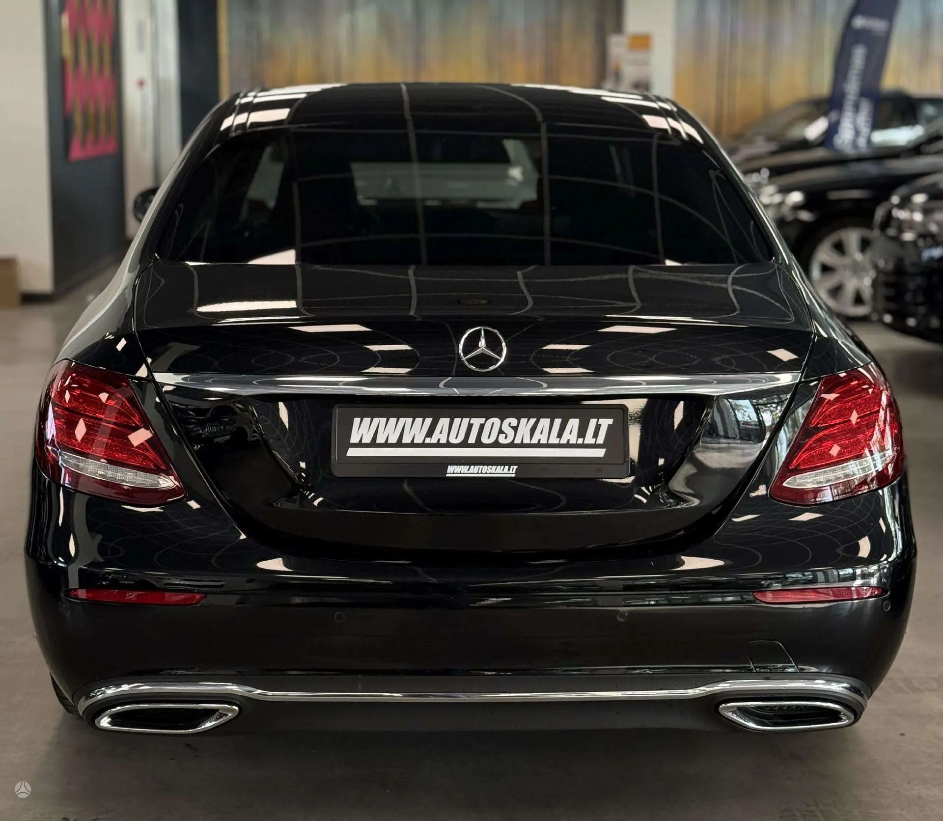 Mercedes-Benz E 220