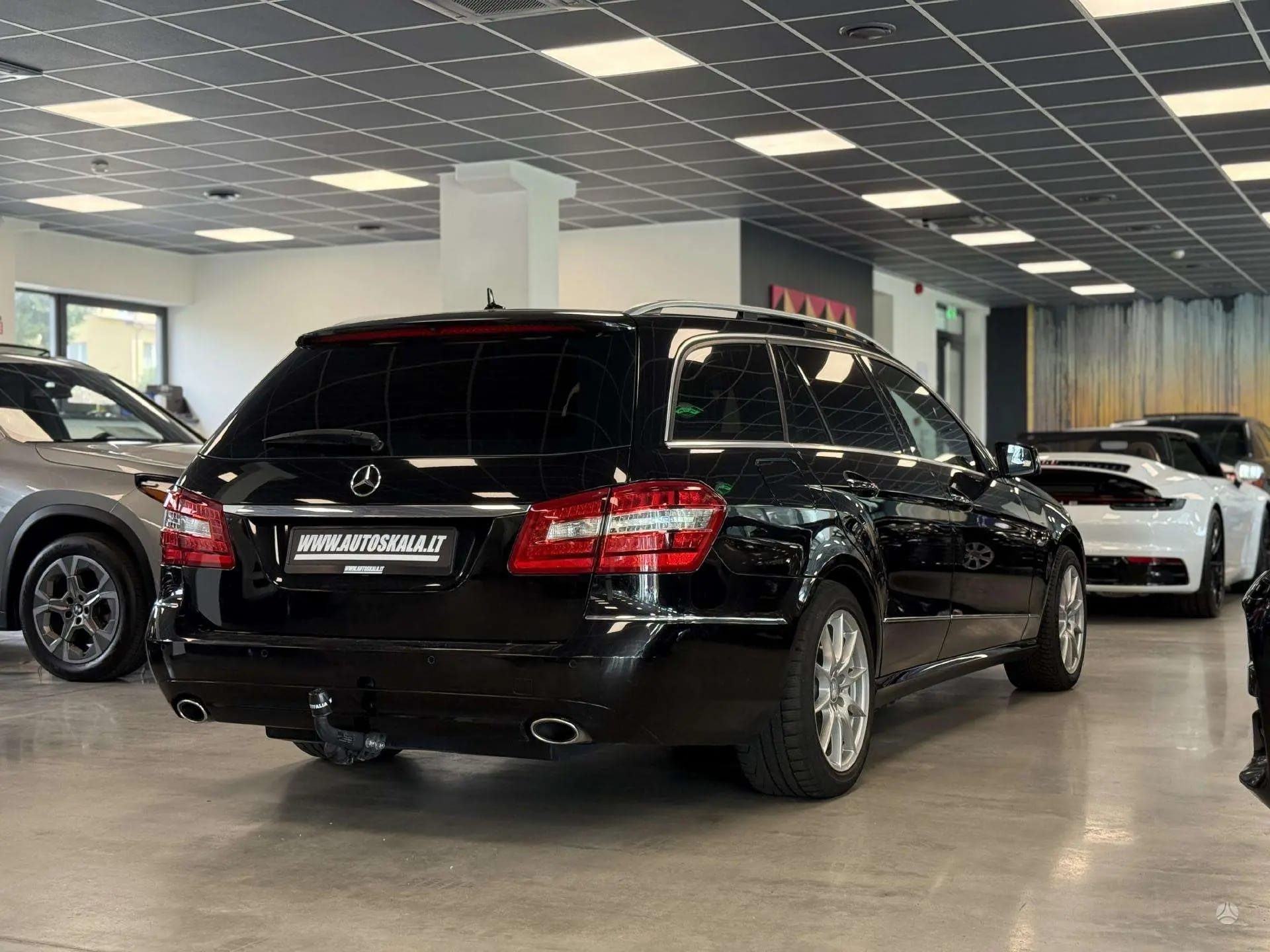 Mercedes-Benz E 350