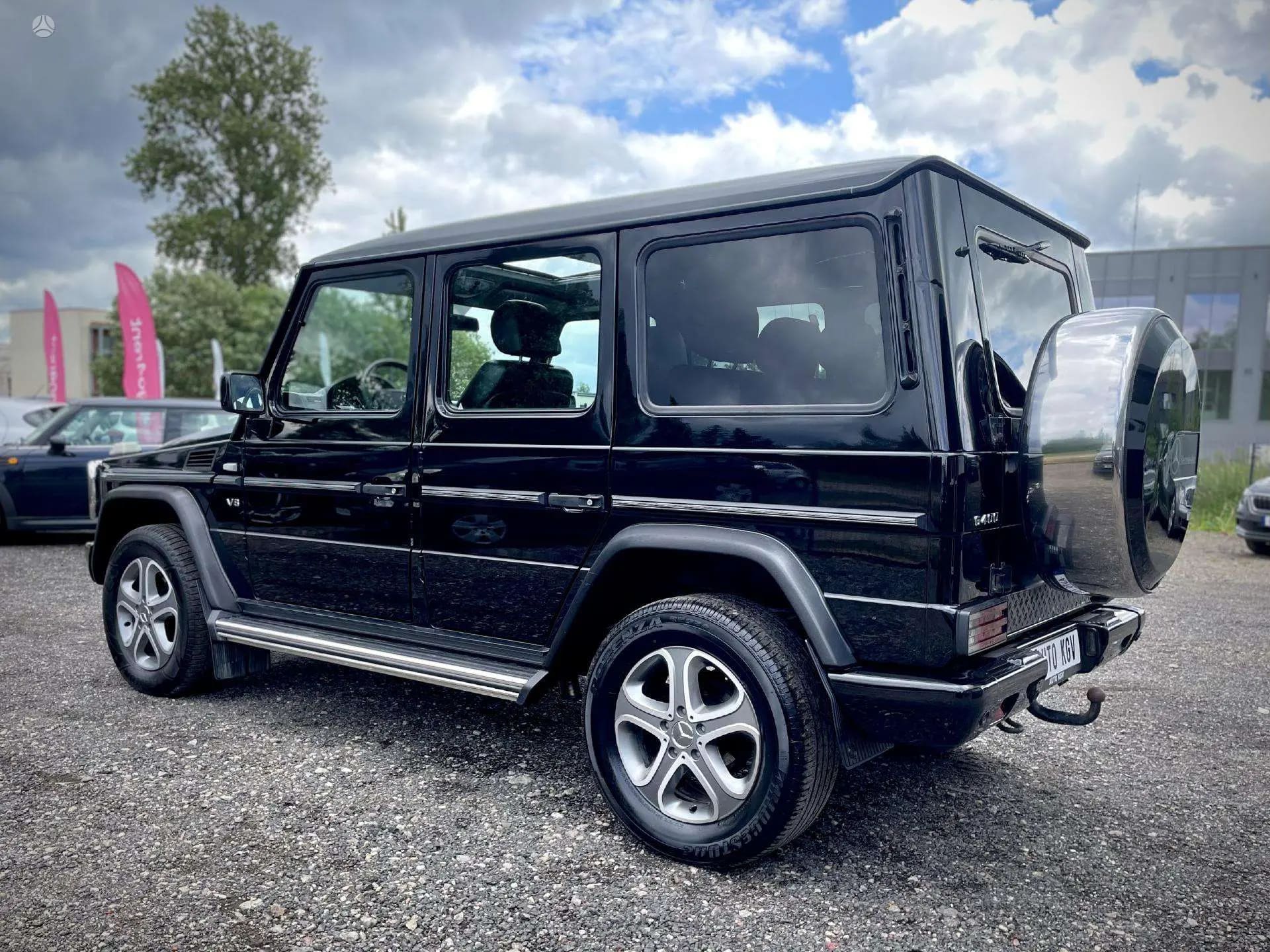 Mercedes-Benz G 400
