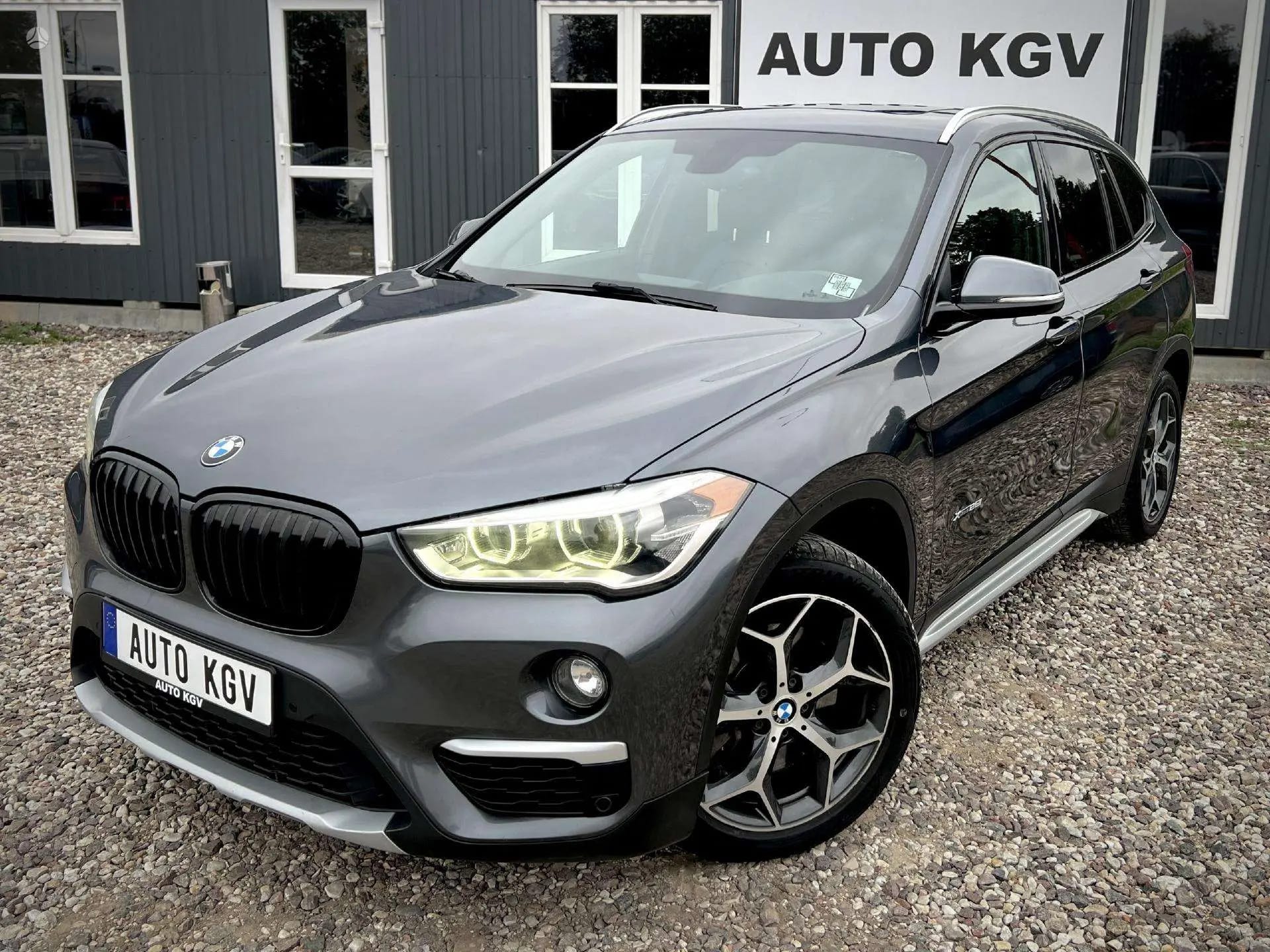 BMW X1