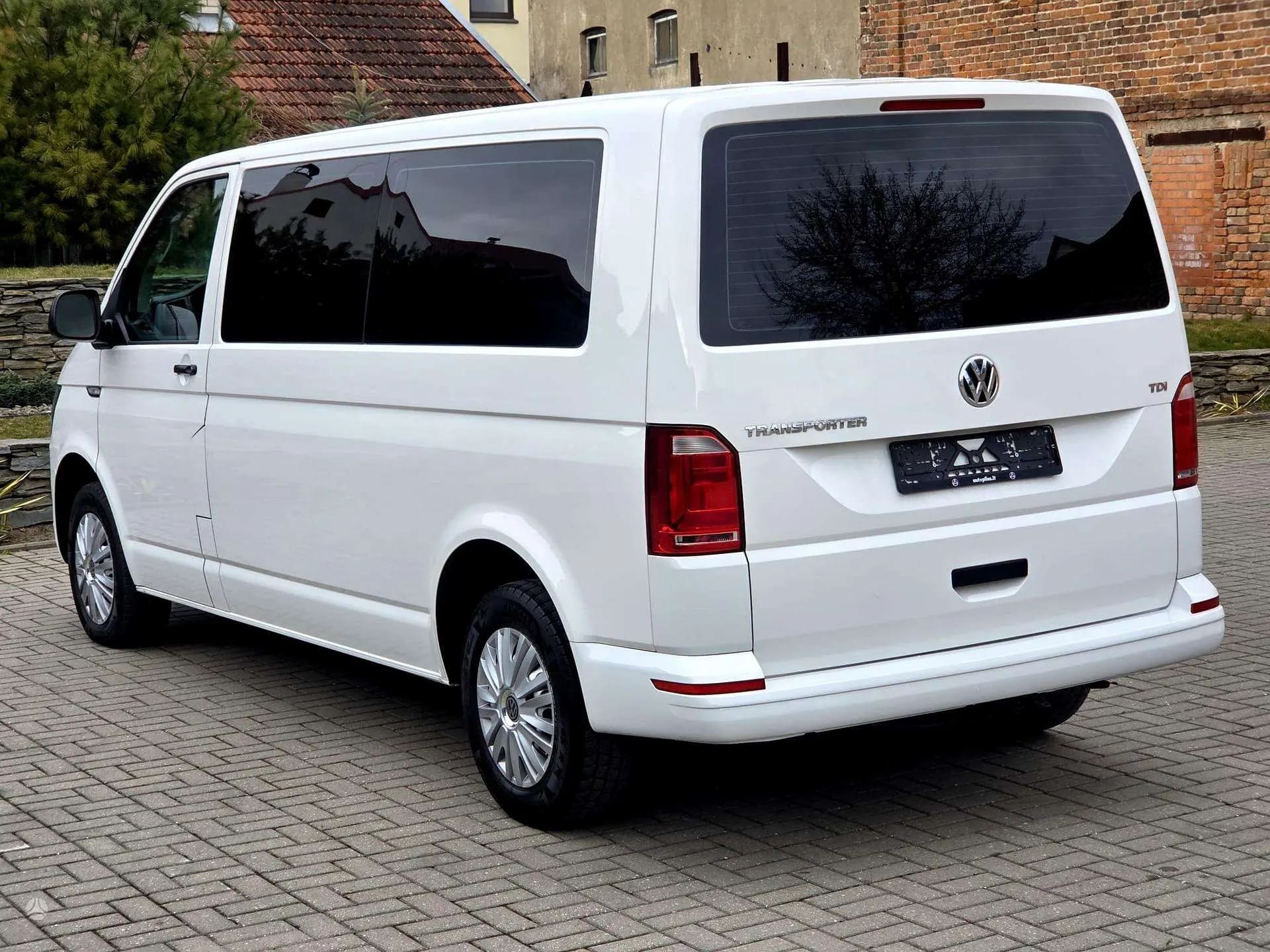 Volkswagen Shuttle