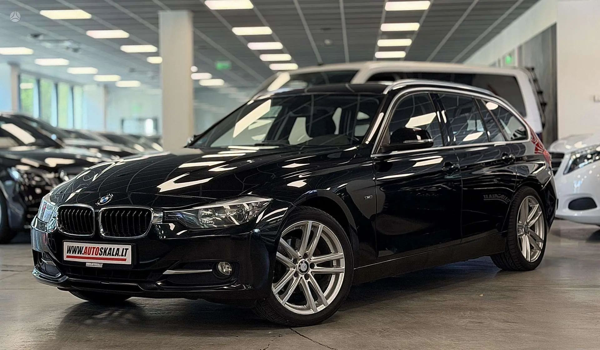 BMW 320