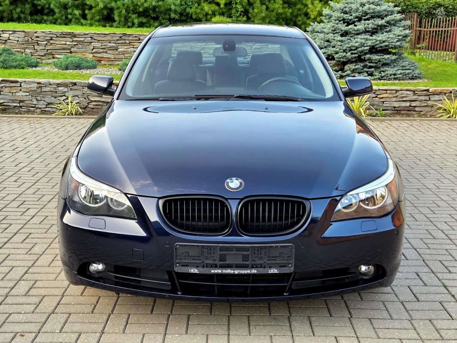 BMW 525