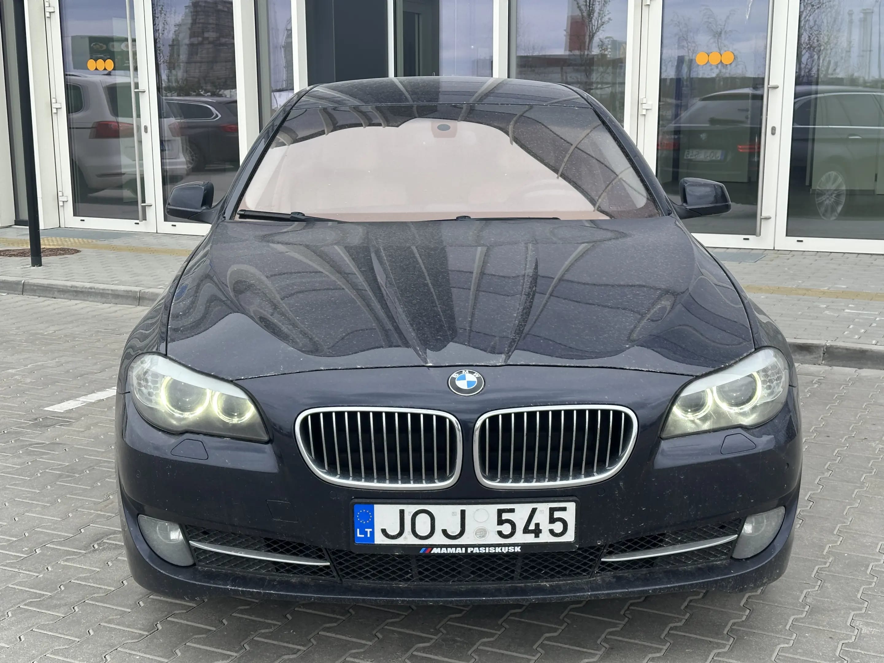 BMW 530