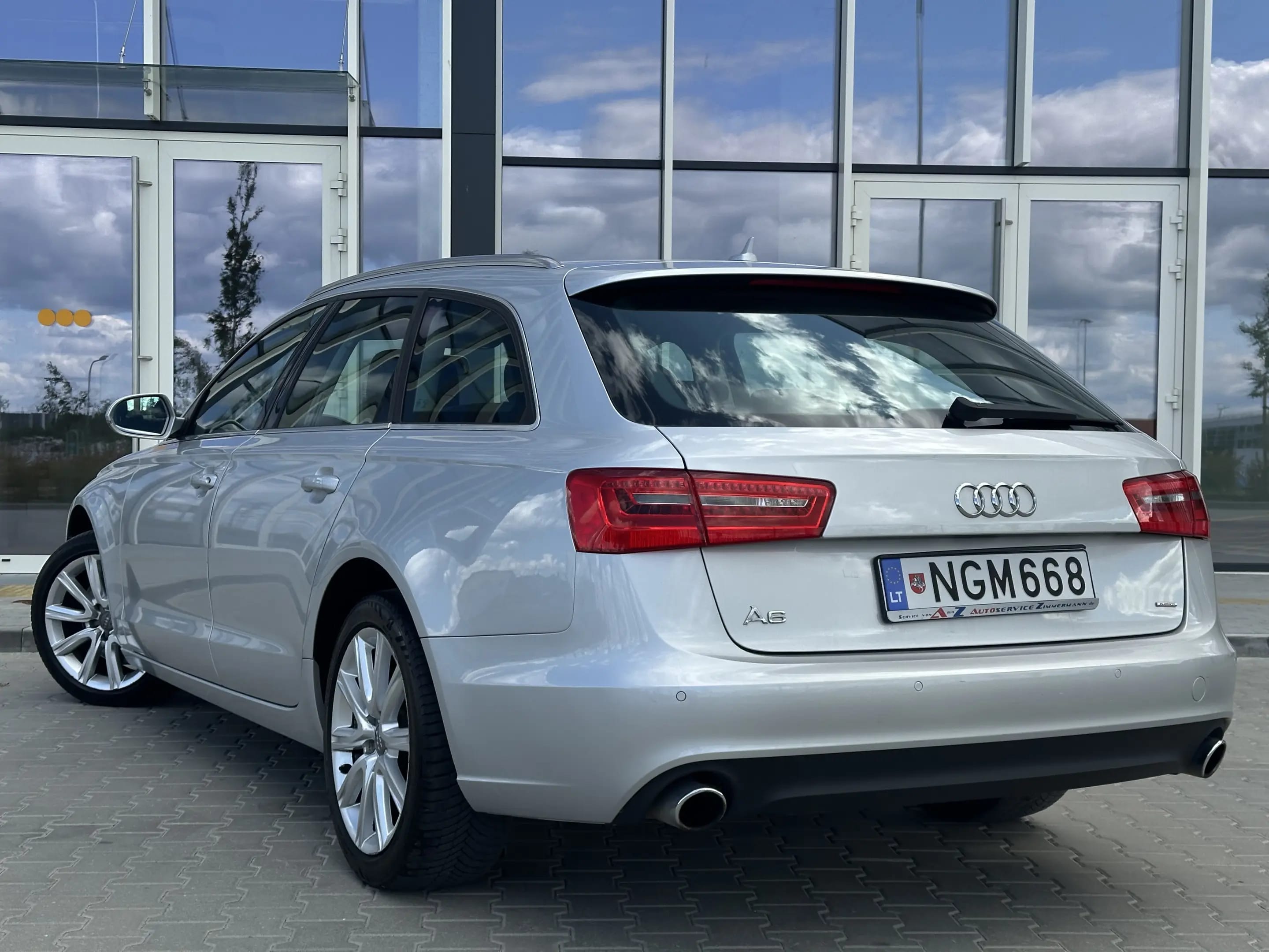 Audi A6