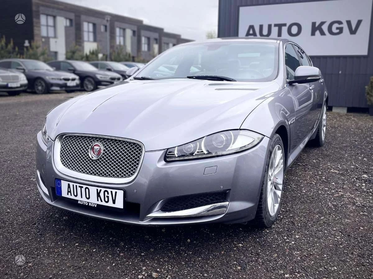 Jaguar XF