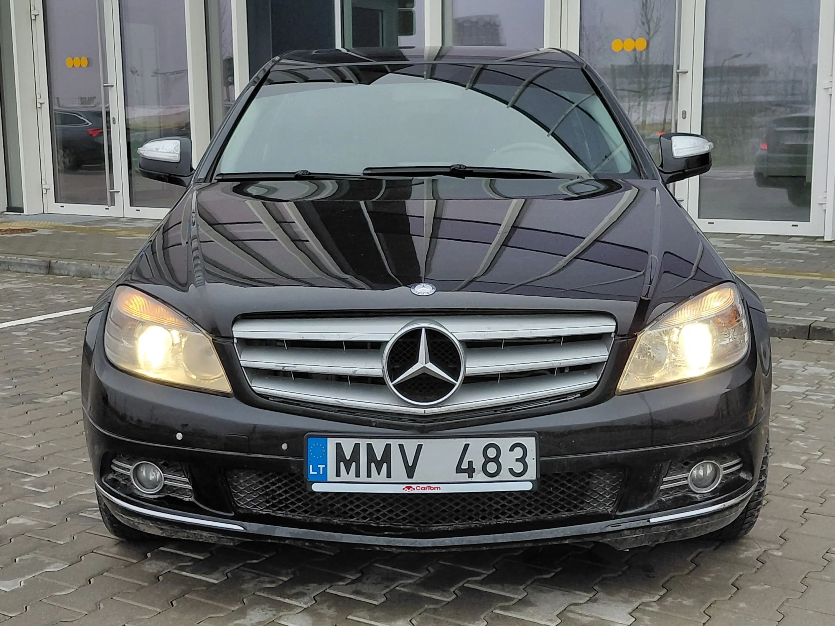 Mercedes-Benz C 320