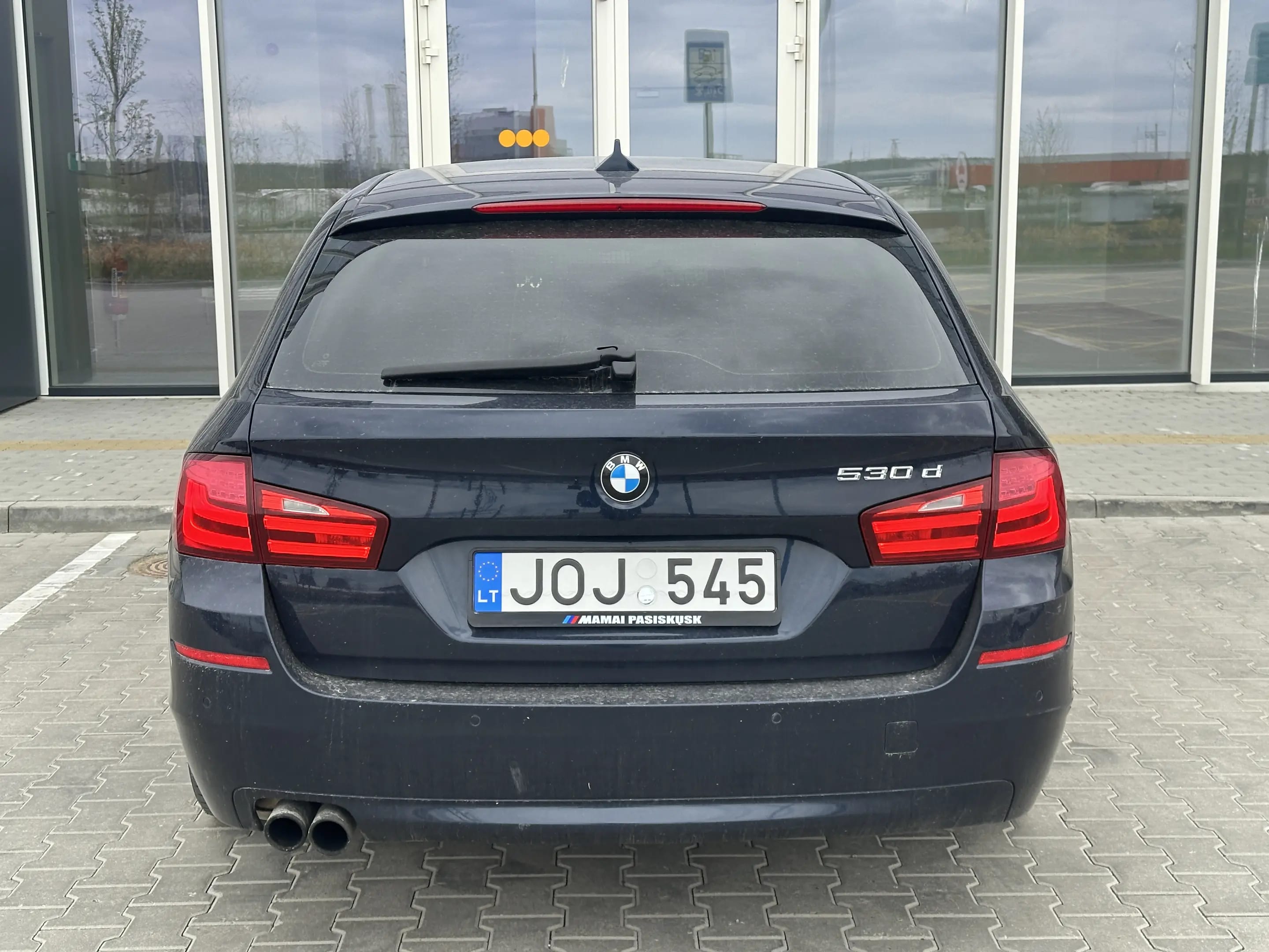 BMW 530