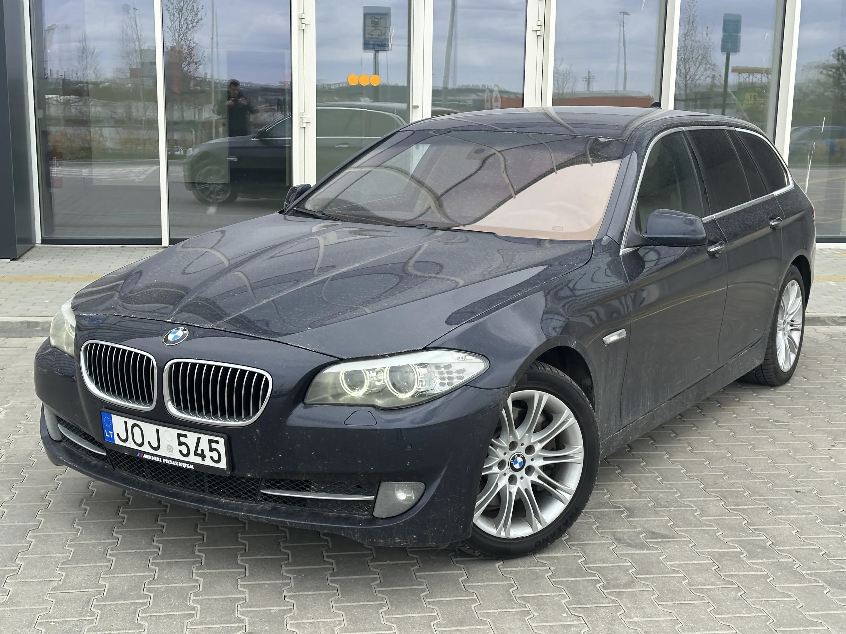 BMW 530