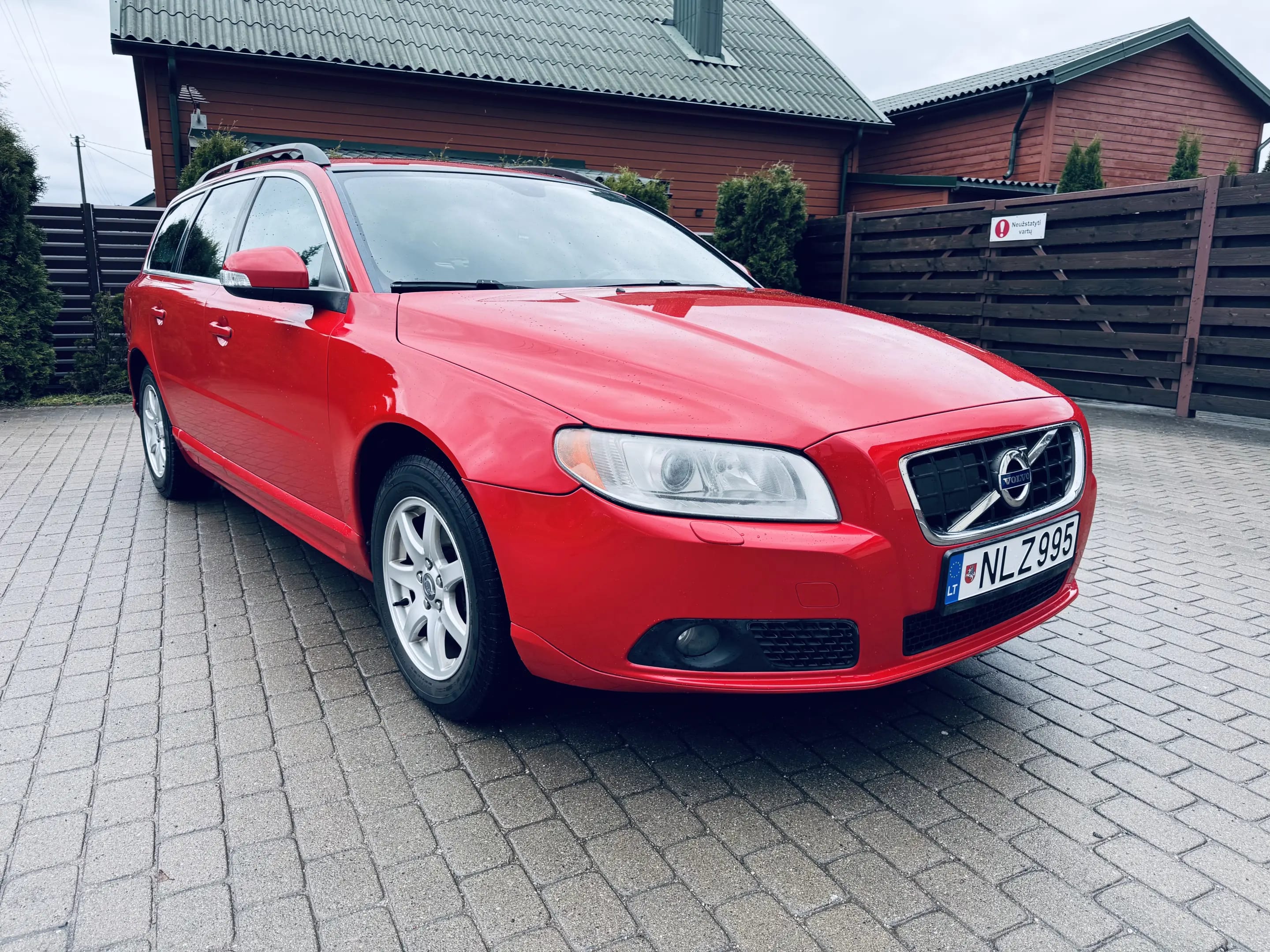 Volvo V70