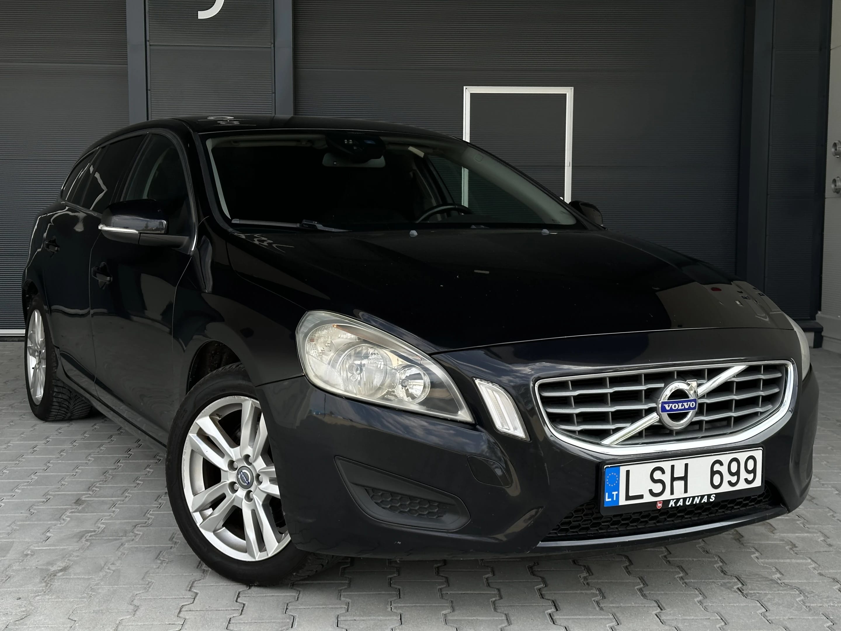 Volvo V60