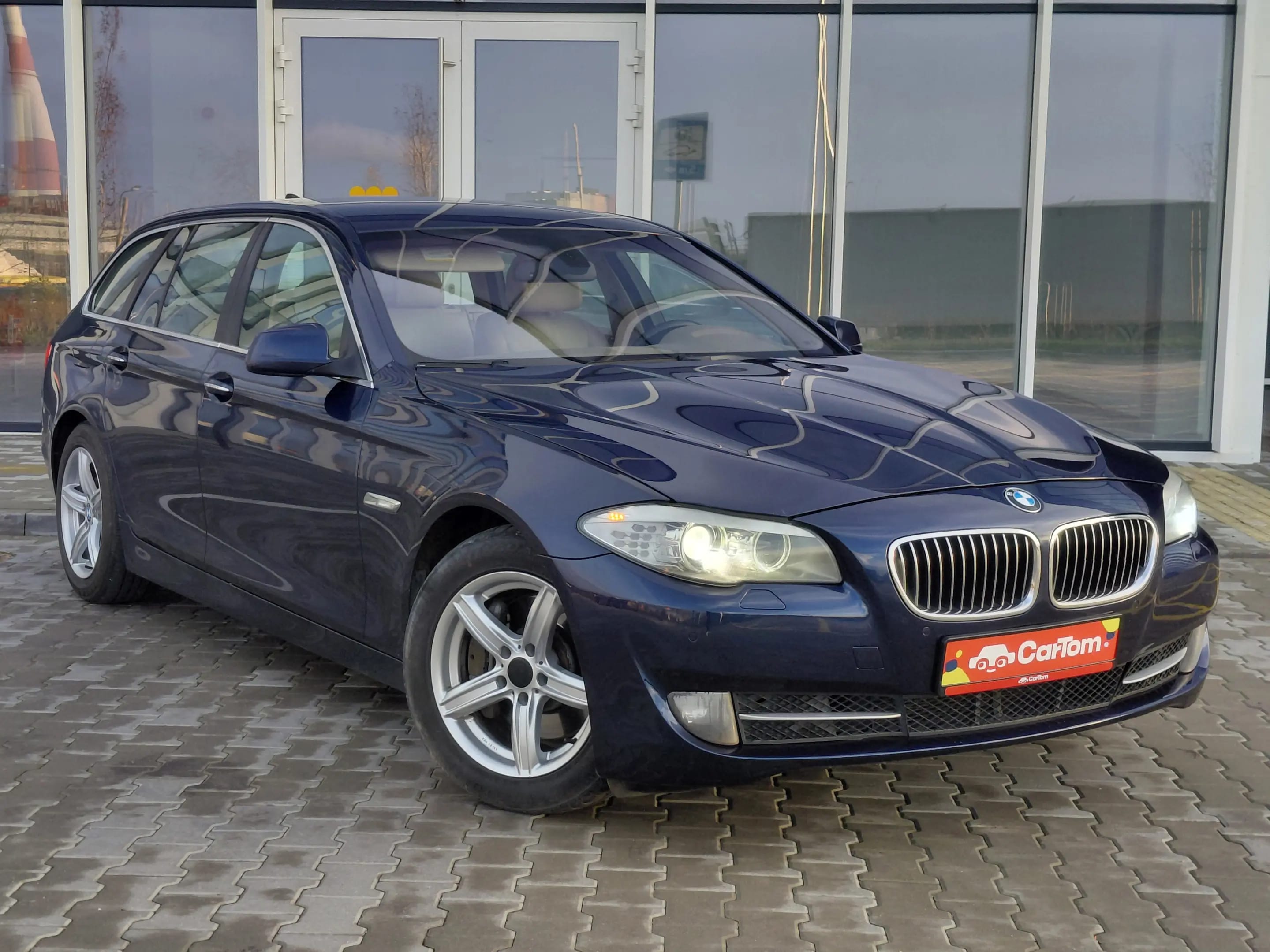 BMW 530
