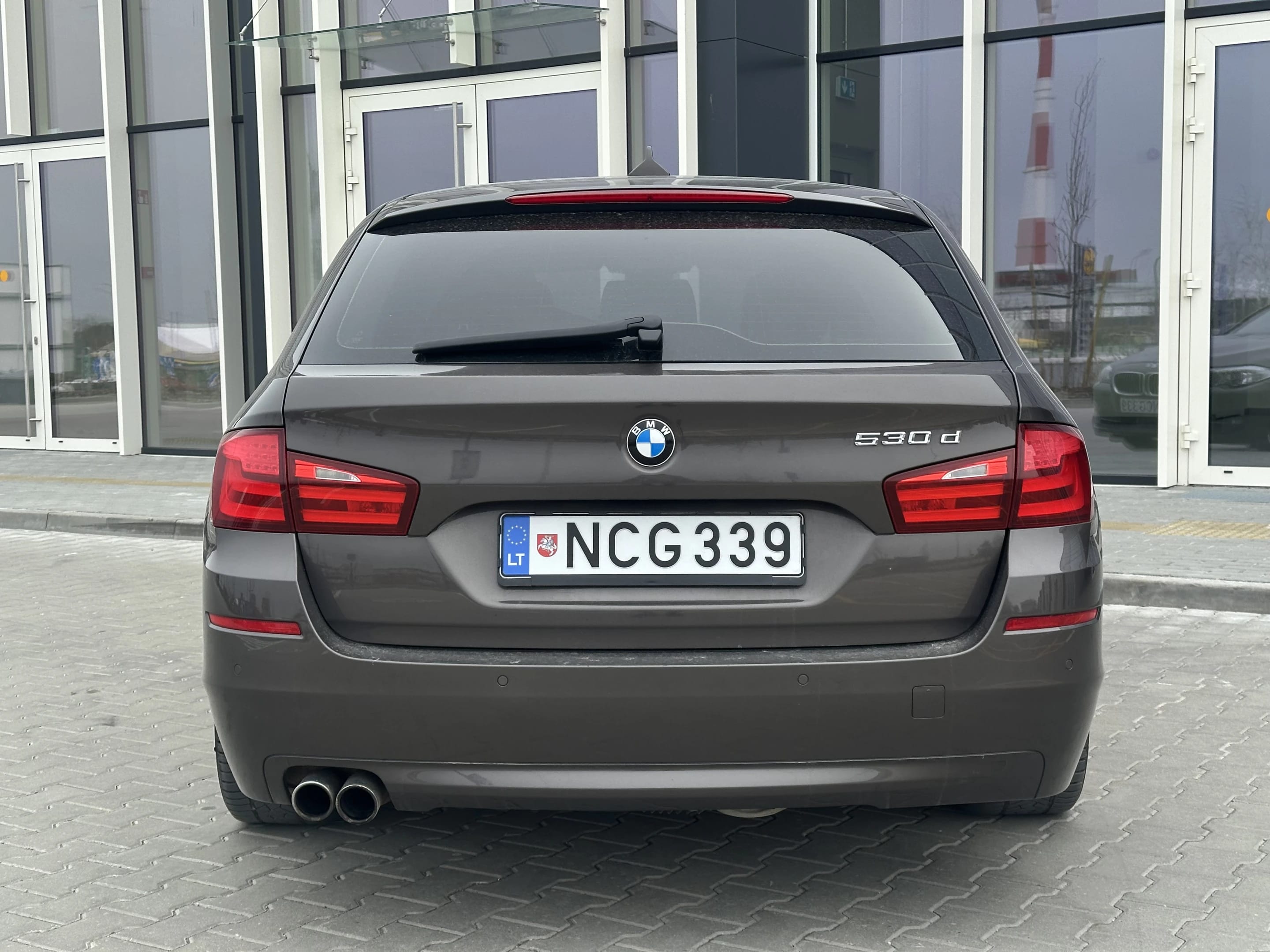 BMW 530