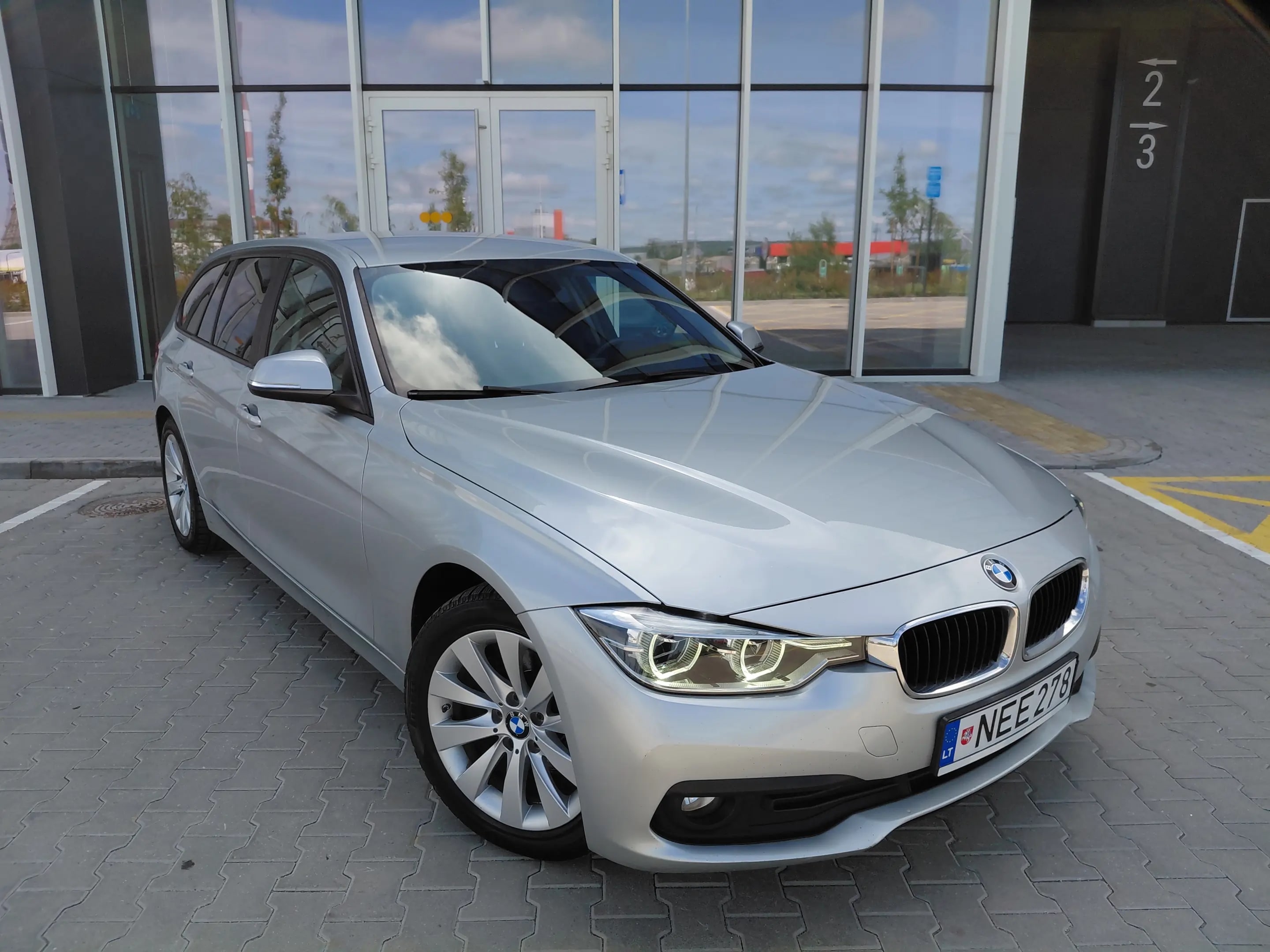 BMW 318