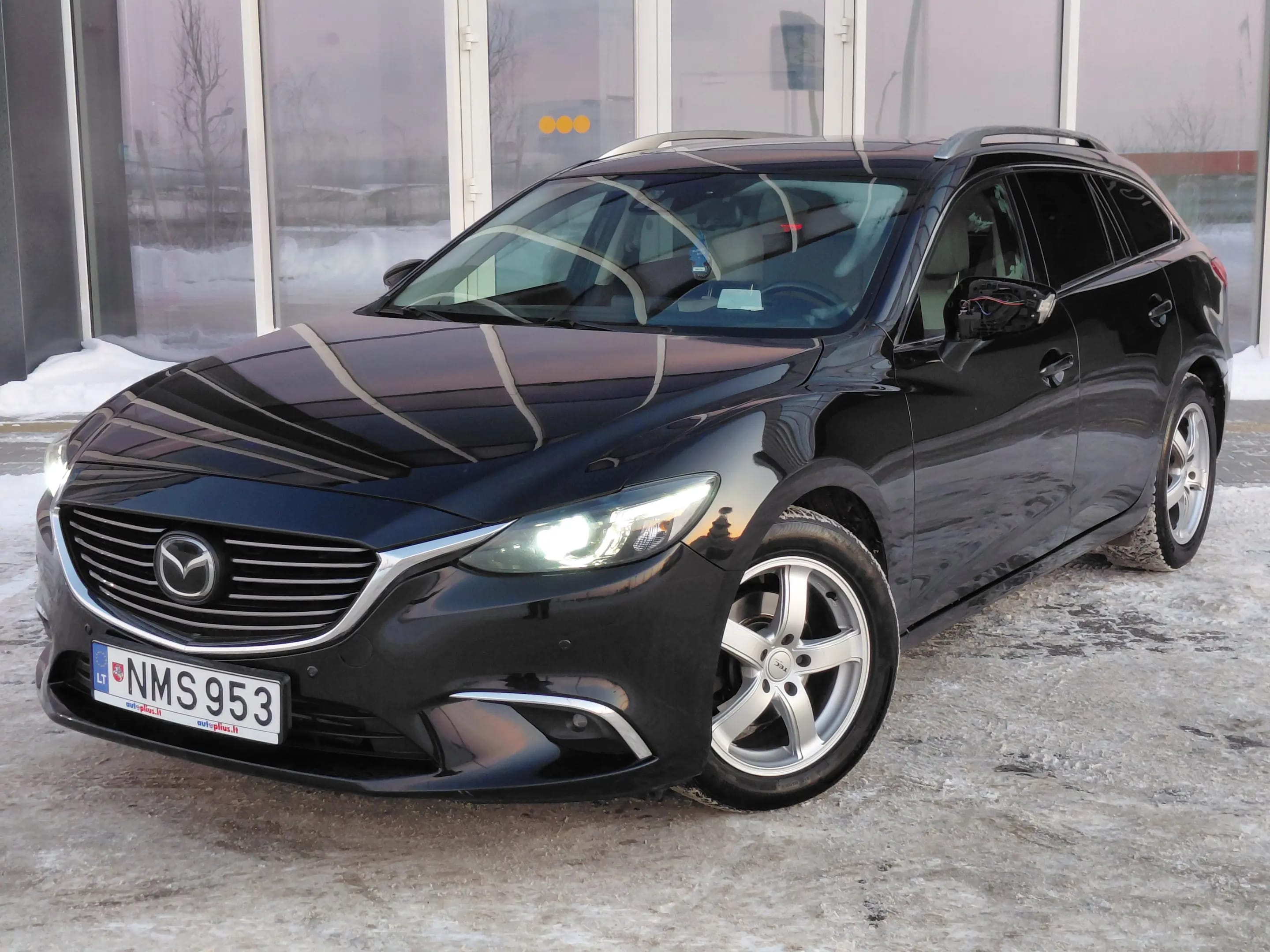 Mazda 6