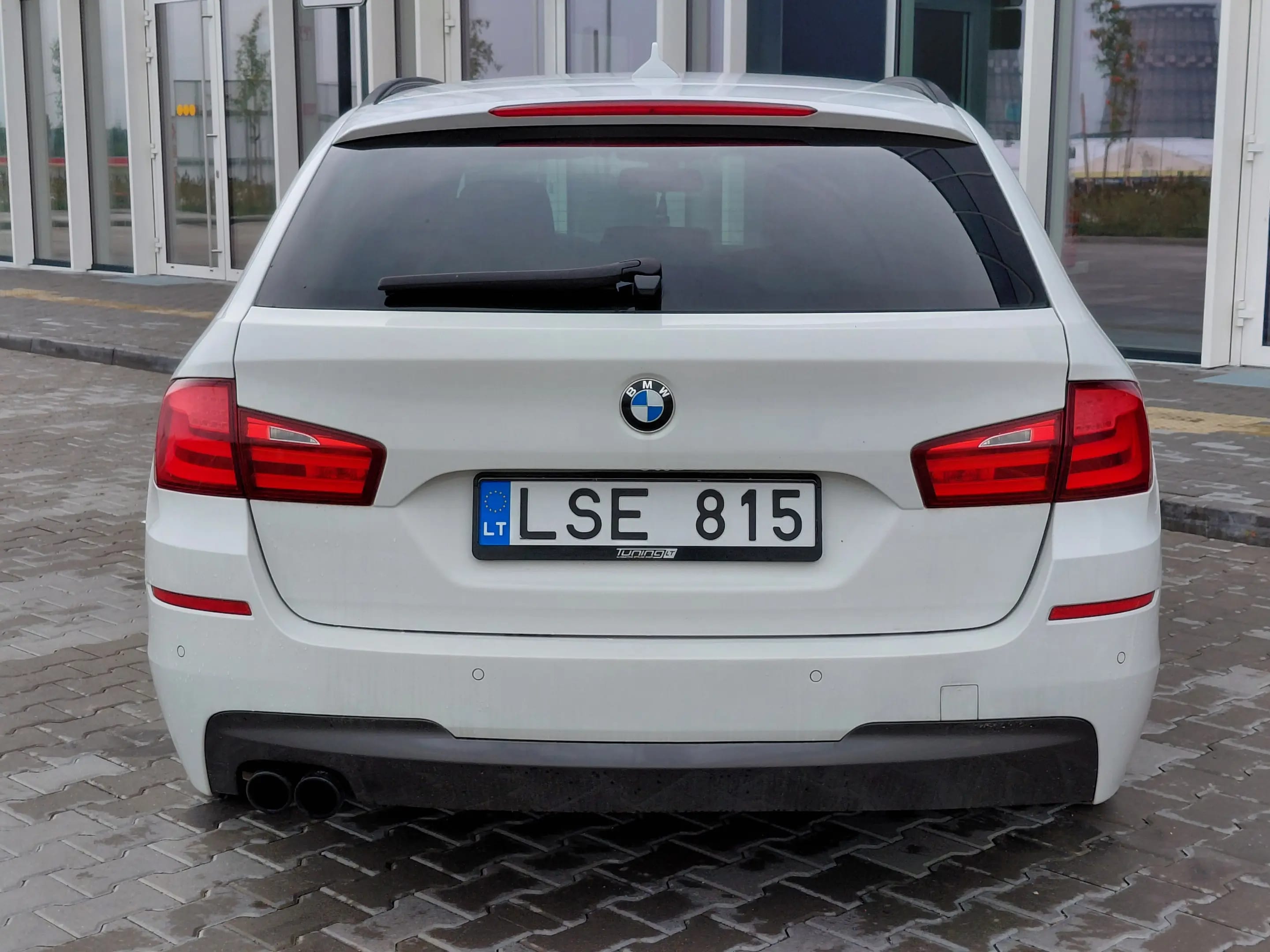 BMW 530