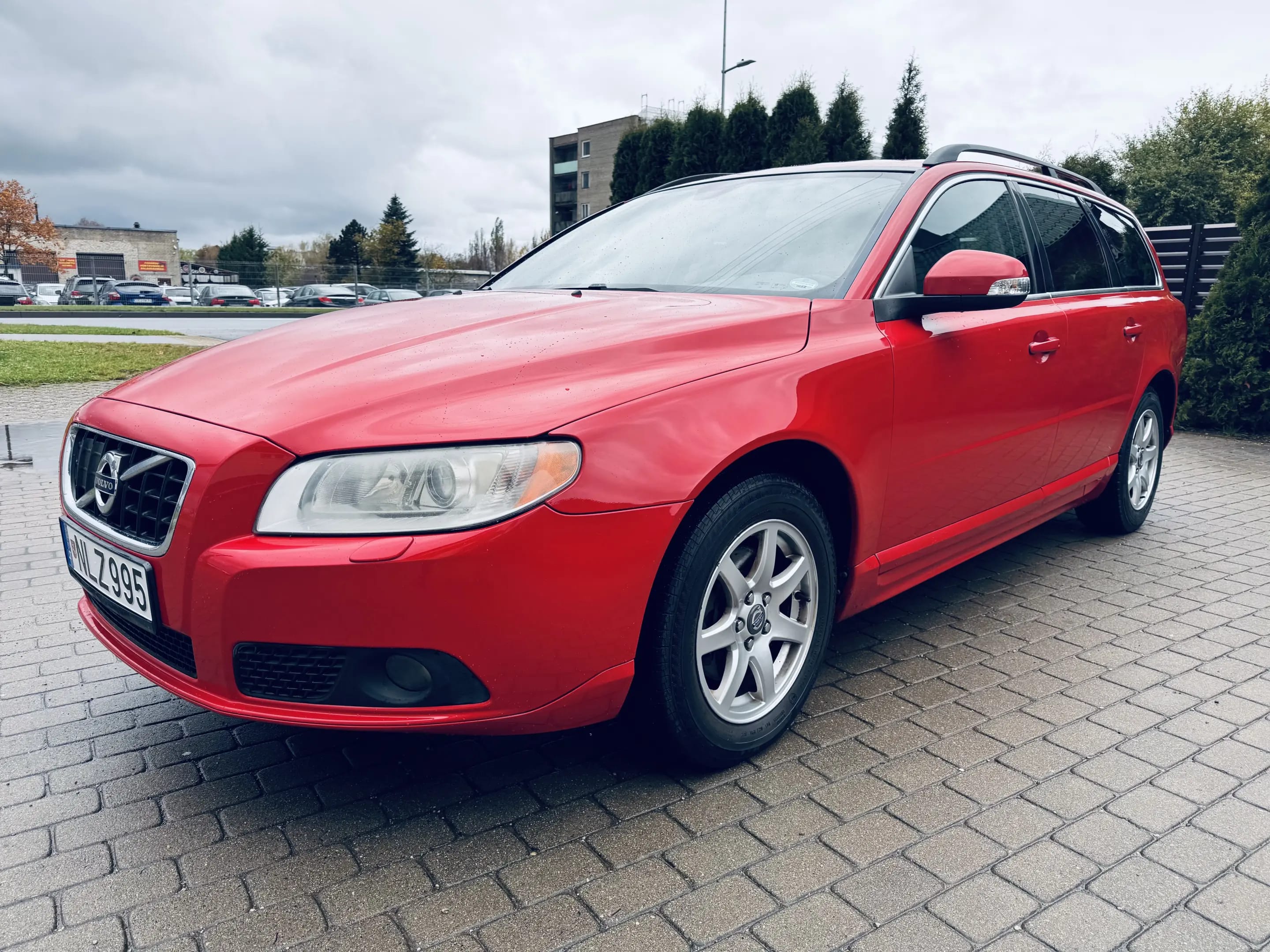 Volvo V70