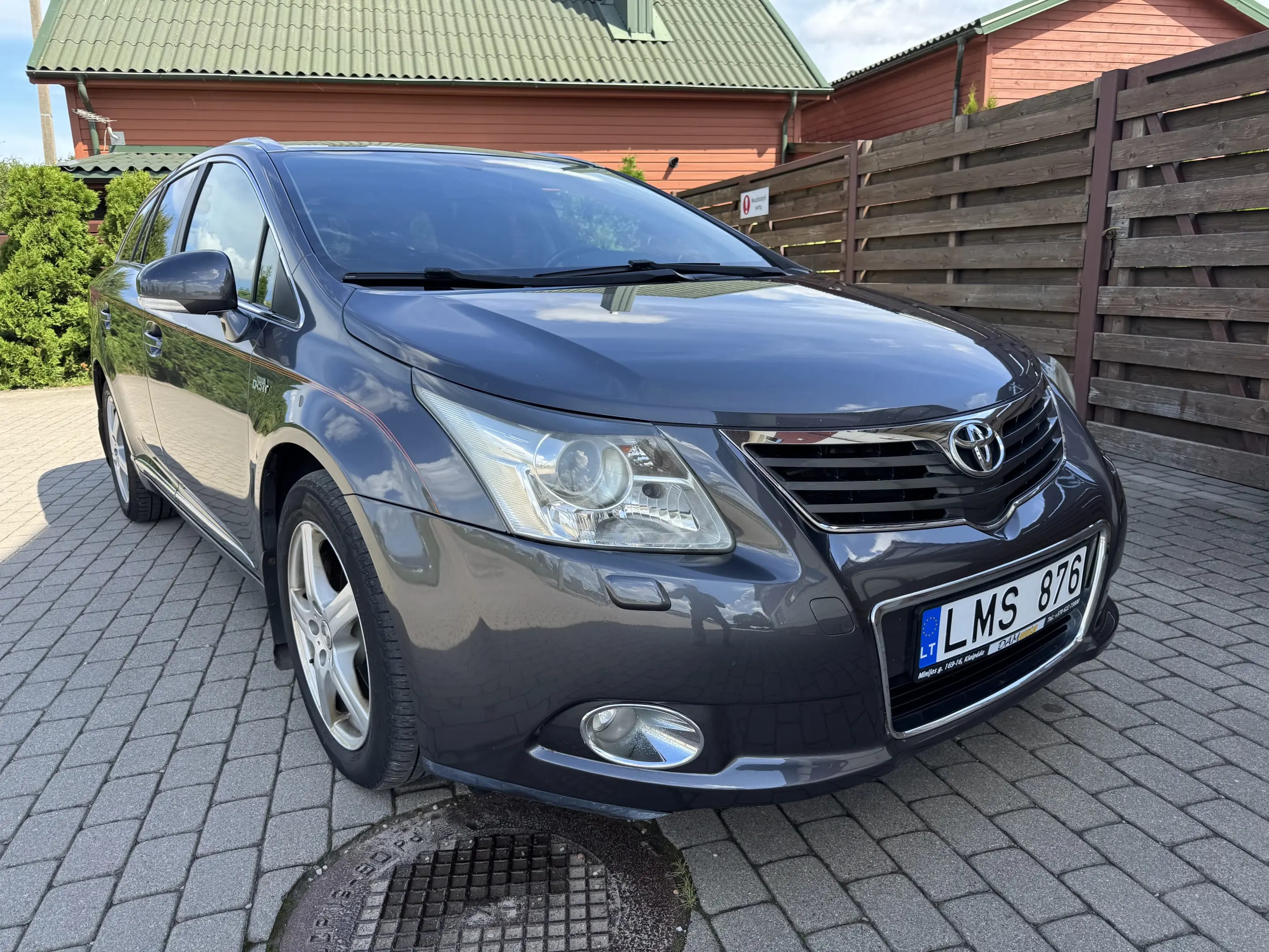Toyota Avensis