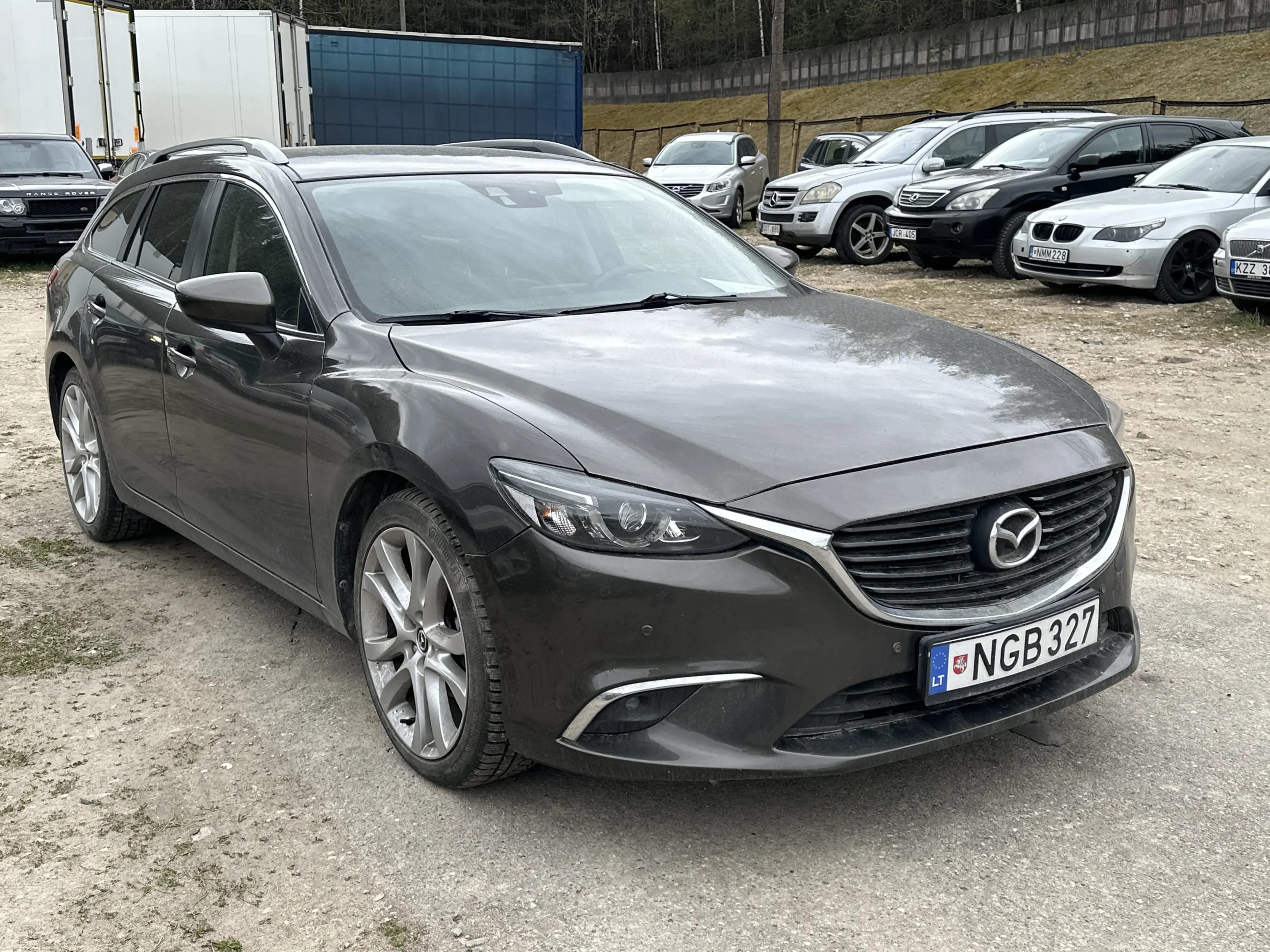 Mazda 6