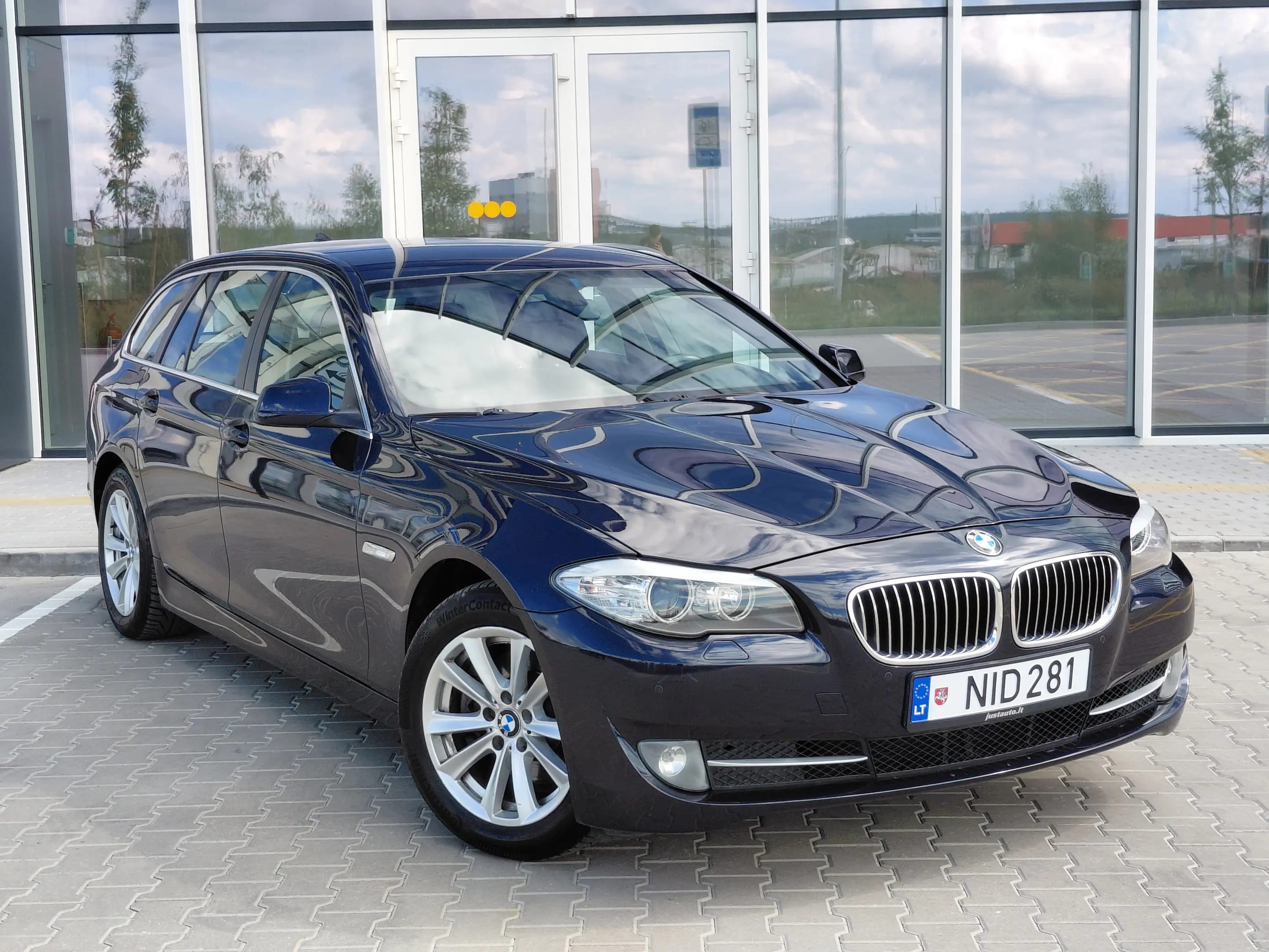 BMW 520