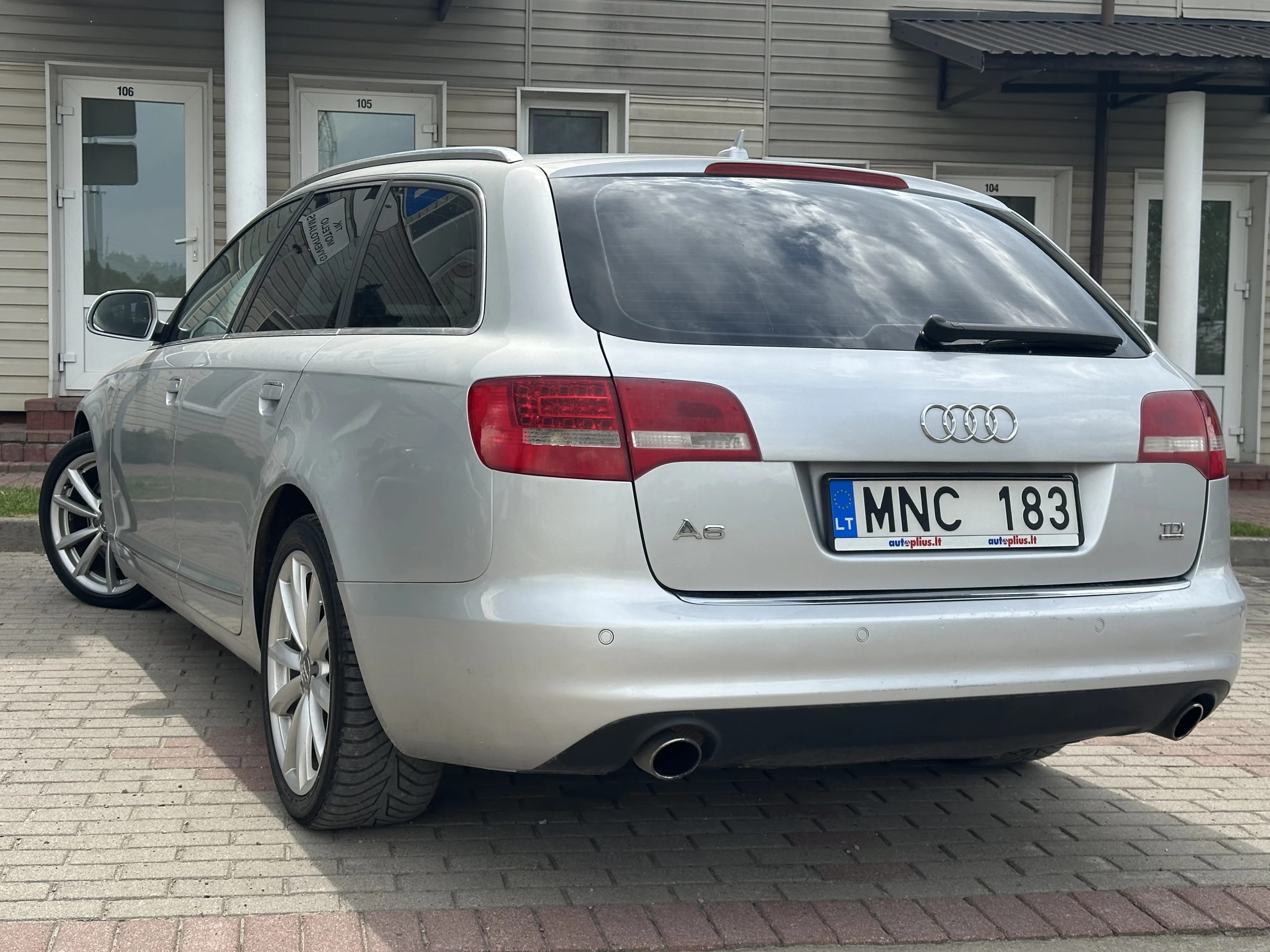 Audi A6